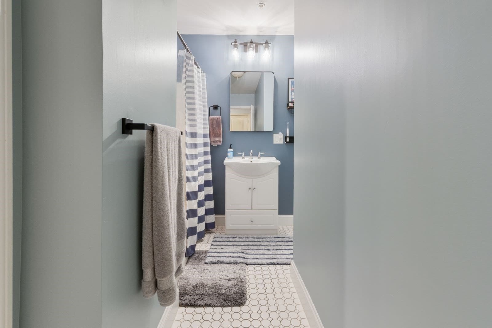 Condominium at 188 Summer St # 3, Weymouth MA 02188, Weymouth, photo 14 of 20