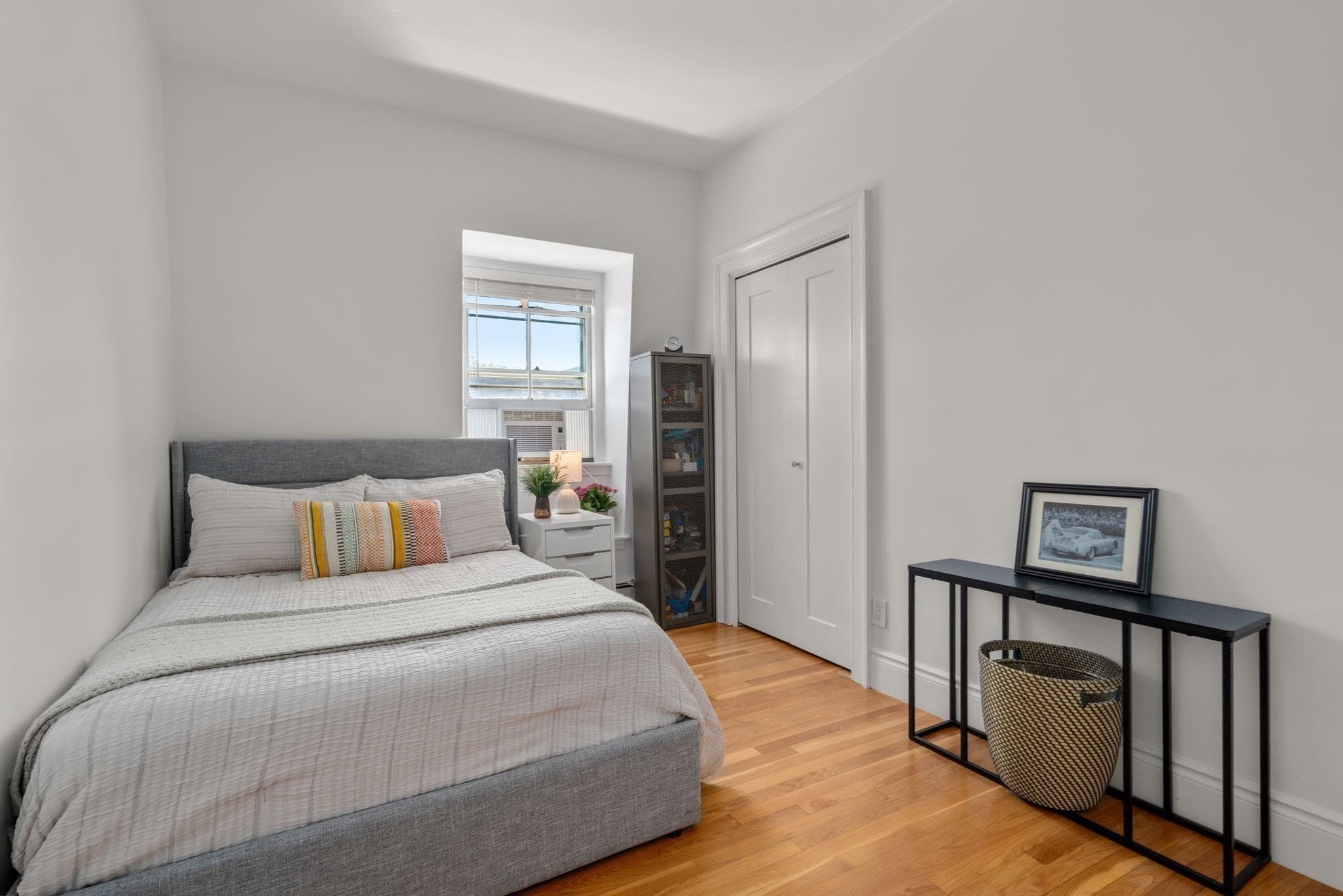 Condominium at 331 Shawmut Ave # 4, Boston MA 02118, photo 17 of 30