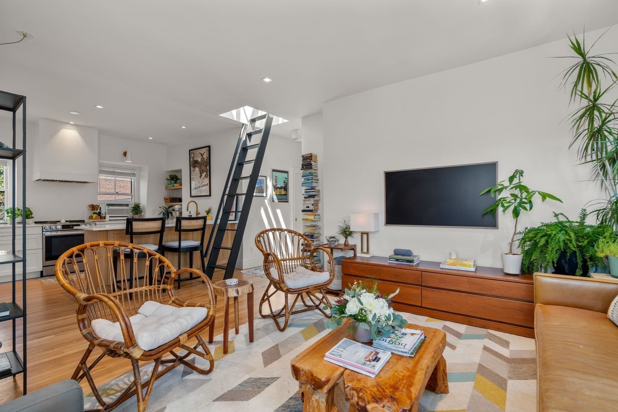 Condominium at 331 Shawmut Ave # 4, Boston MA 02118, photo 12 of 30