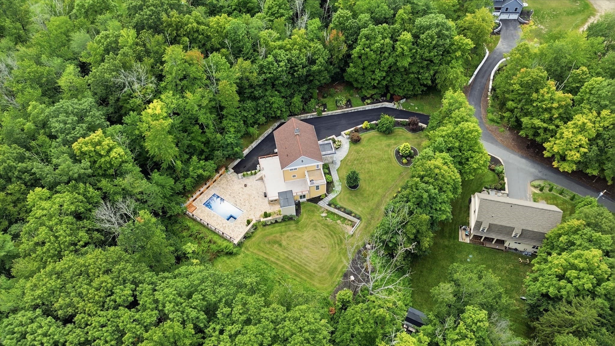 Single Family Residence at 6 James Patten Dr, Sterling MA 01564, Sterling, photo 39 of 41
