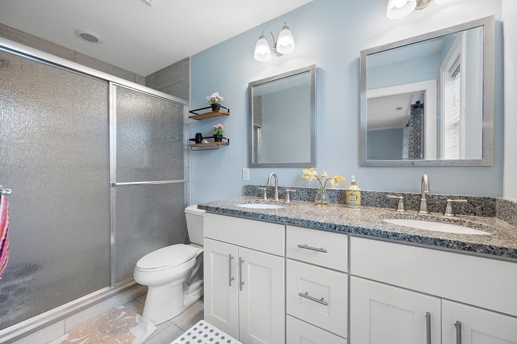 Condominium at 210 S Quinsigamond Ave # 2, Shrewsbury MA 01545, Shrewsbury, photo 13 of 39