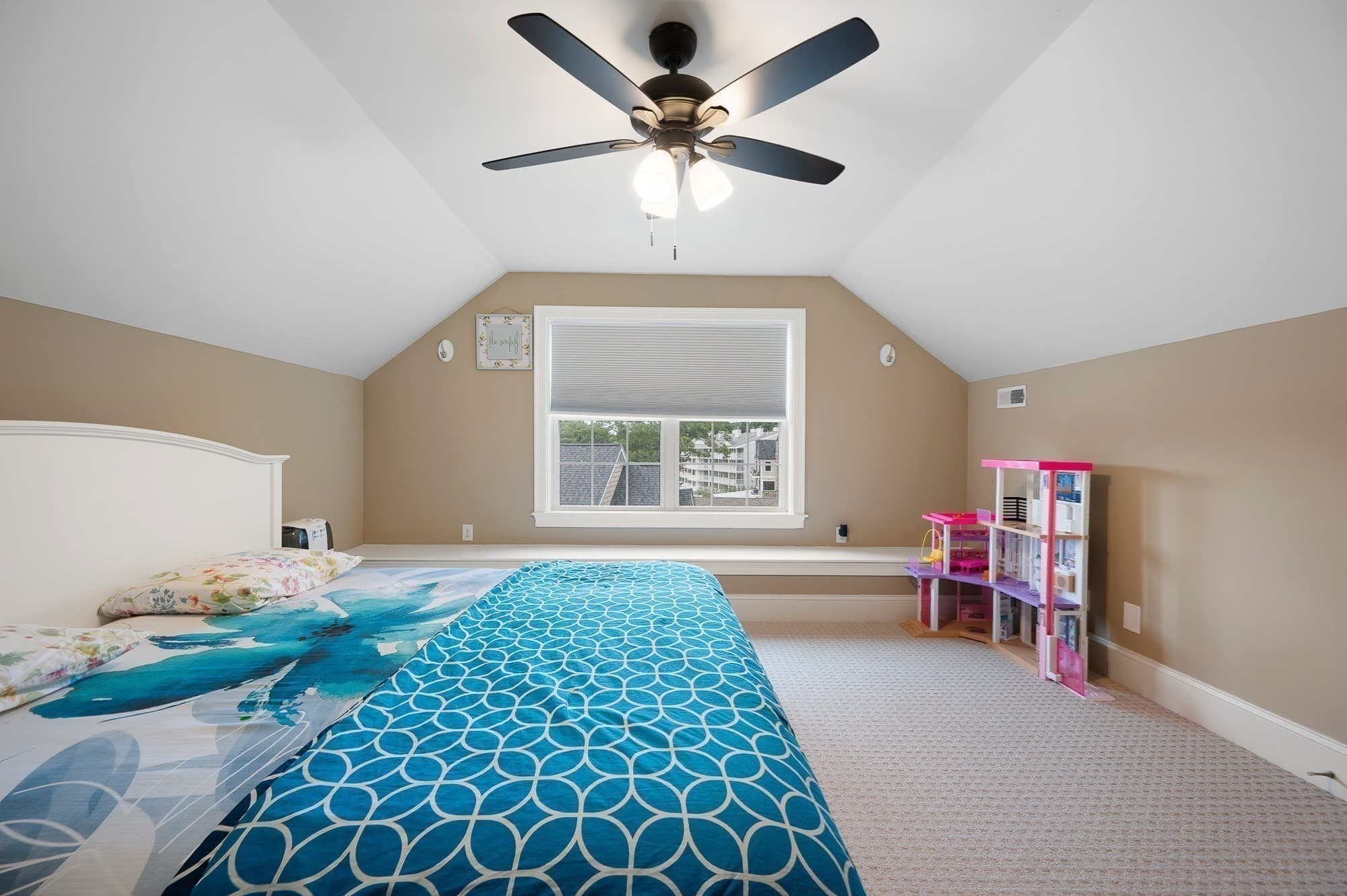 Condominium at 210 S Quinsigamond Ave # 2, Shrewsbury MA 01545, Shrewsbury, photo 22 of 39