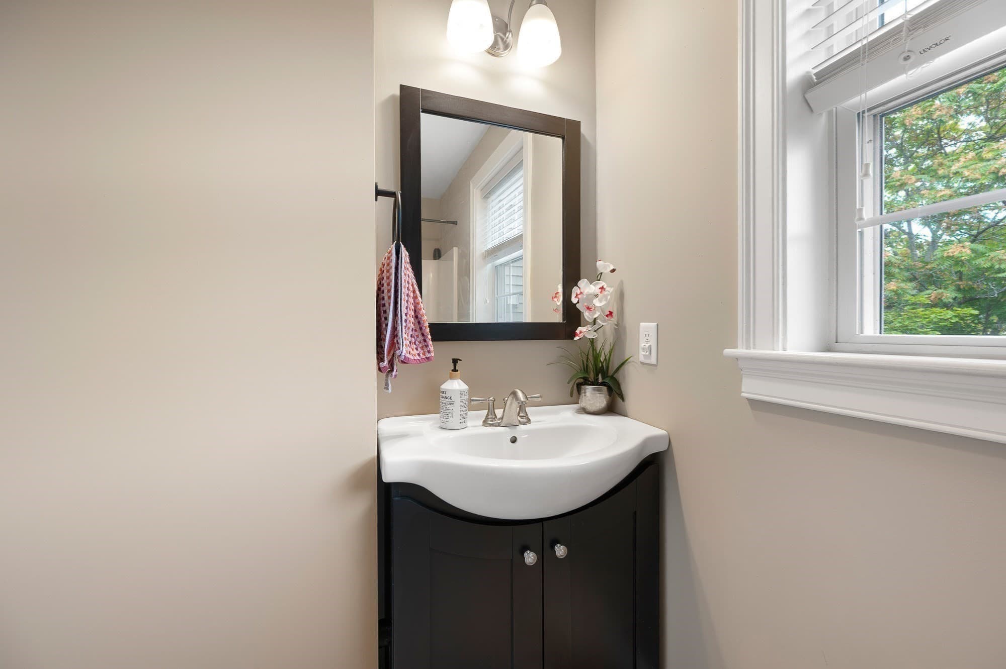 Condominium at 210 S Quinsigamond Ave # 2, Shrewsbury MA 01545, Shrewsbury, photo 15 of 39