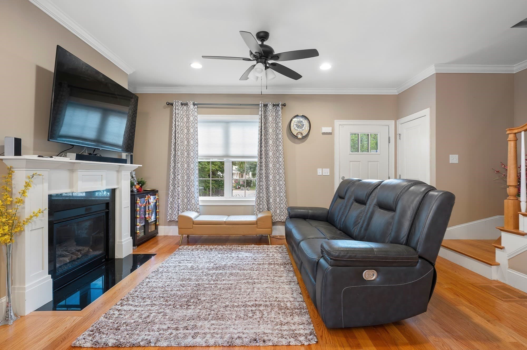 Condominium at 210 S Quinsigamond Ave # 2, Shrewsbury MA 01545, Shrewsbury, photo 4 of 39