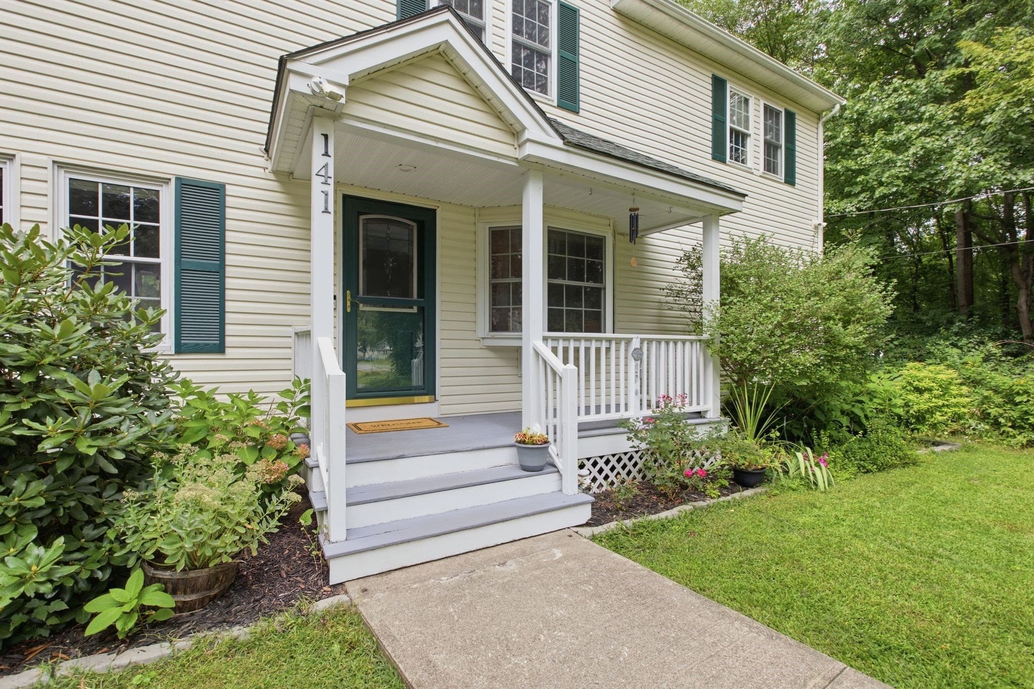 Single Family Residence at 141 Wilmington Rd, Burlington MA 01803, Burlington, photo 3 of 40