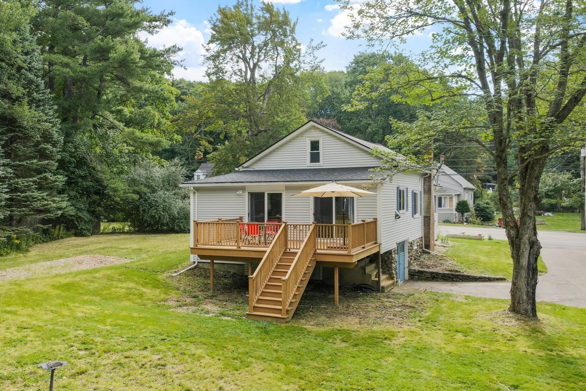 Single Family Residence at 322 Pearl Street, Gardner MA 01440, Gardner, photo 3 of 33