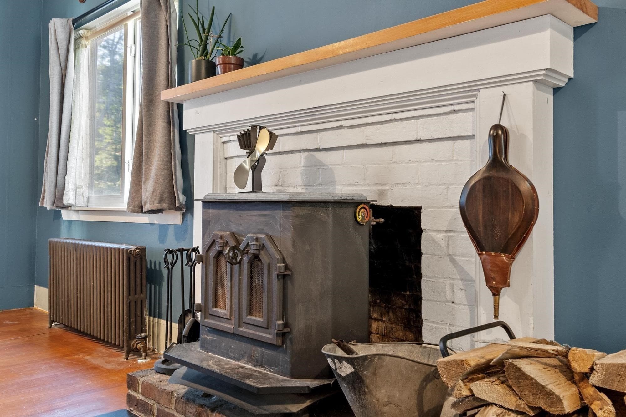 Single Family Residence at 322 Pearl Street, Gardner MA 01440, Gardner, photo 9 of 33