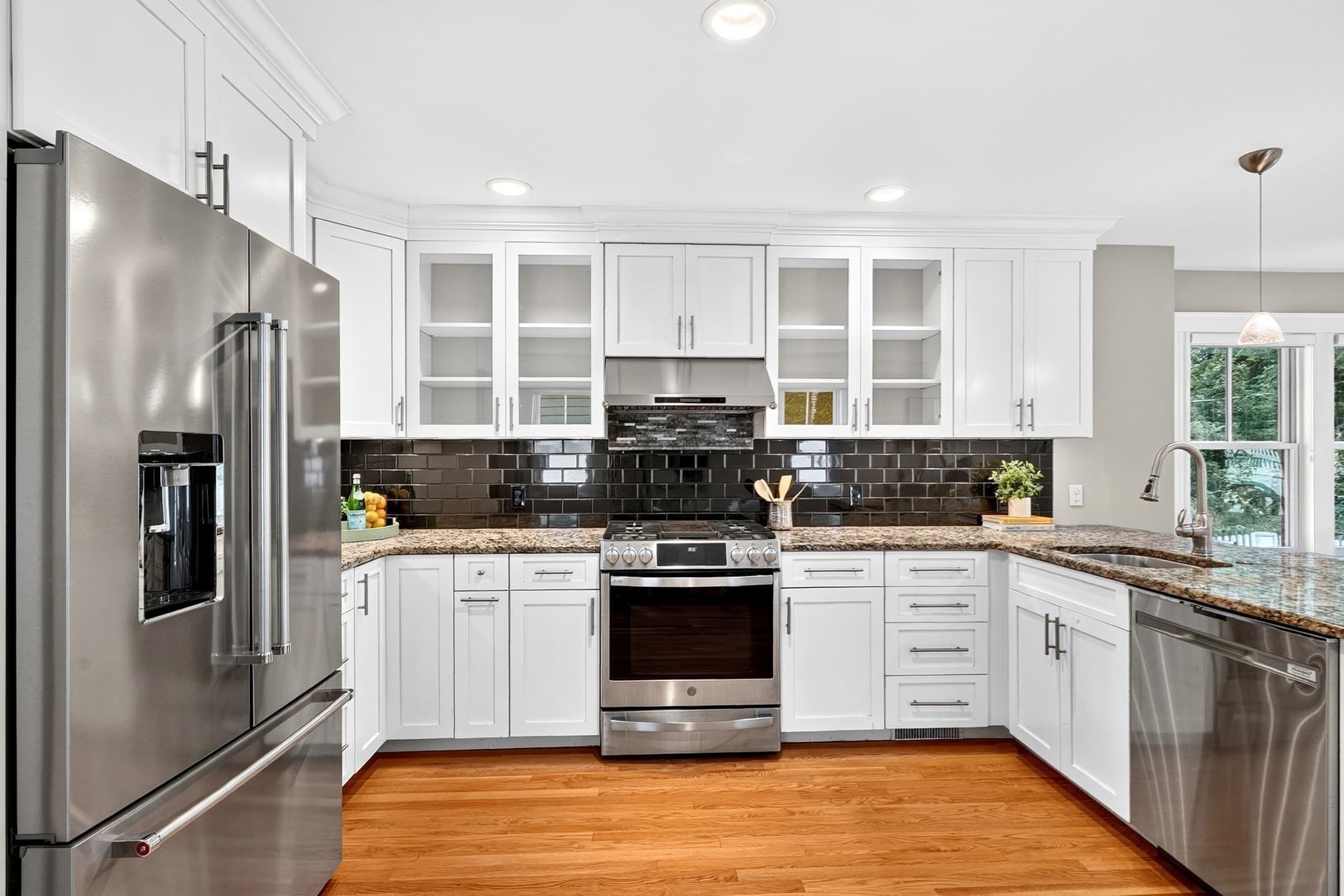 Single Family Residence at 95 Woburn St, Lexington MA 02420, Lexington, photo 5 of 38