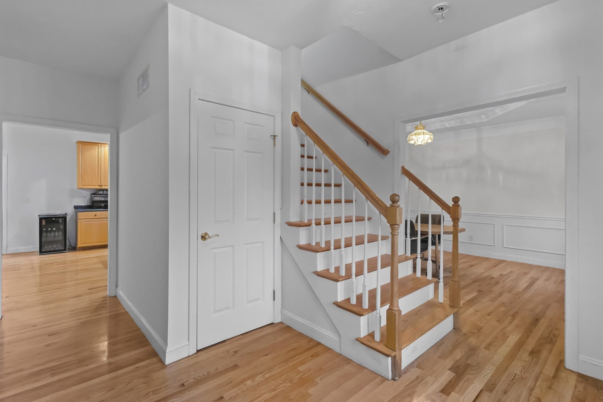 Single Family Residence at 352 Grafton St, Shrewsbury MA 01545, Shrewsbury, photo 2 of 42