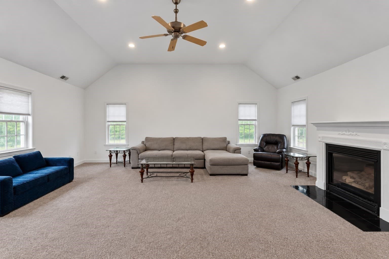 Single Family Residence at 352 Grafton St, Shrewsbury MA 01545, Shrewsbury, photo 12 of 42