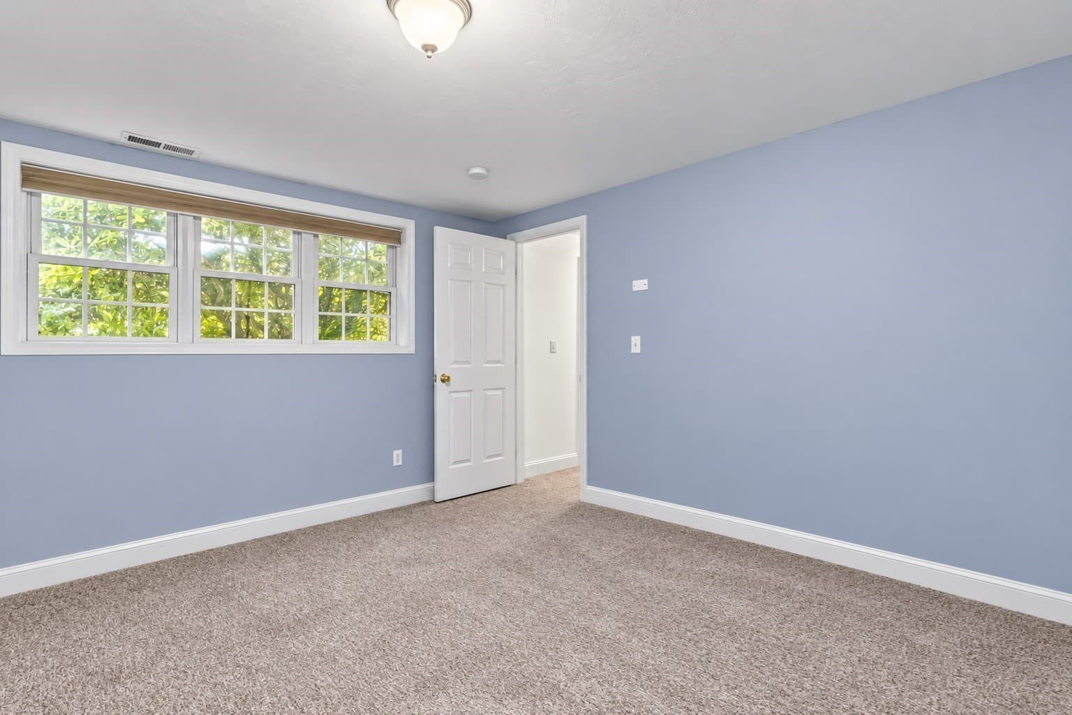 Single Family Residence at 352 Grafton St, Shrewsbury MA 01545, Shrewsbury, photo 32 of 42