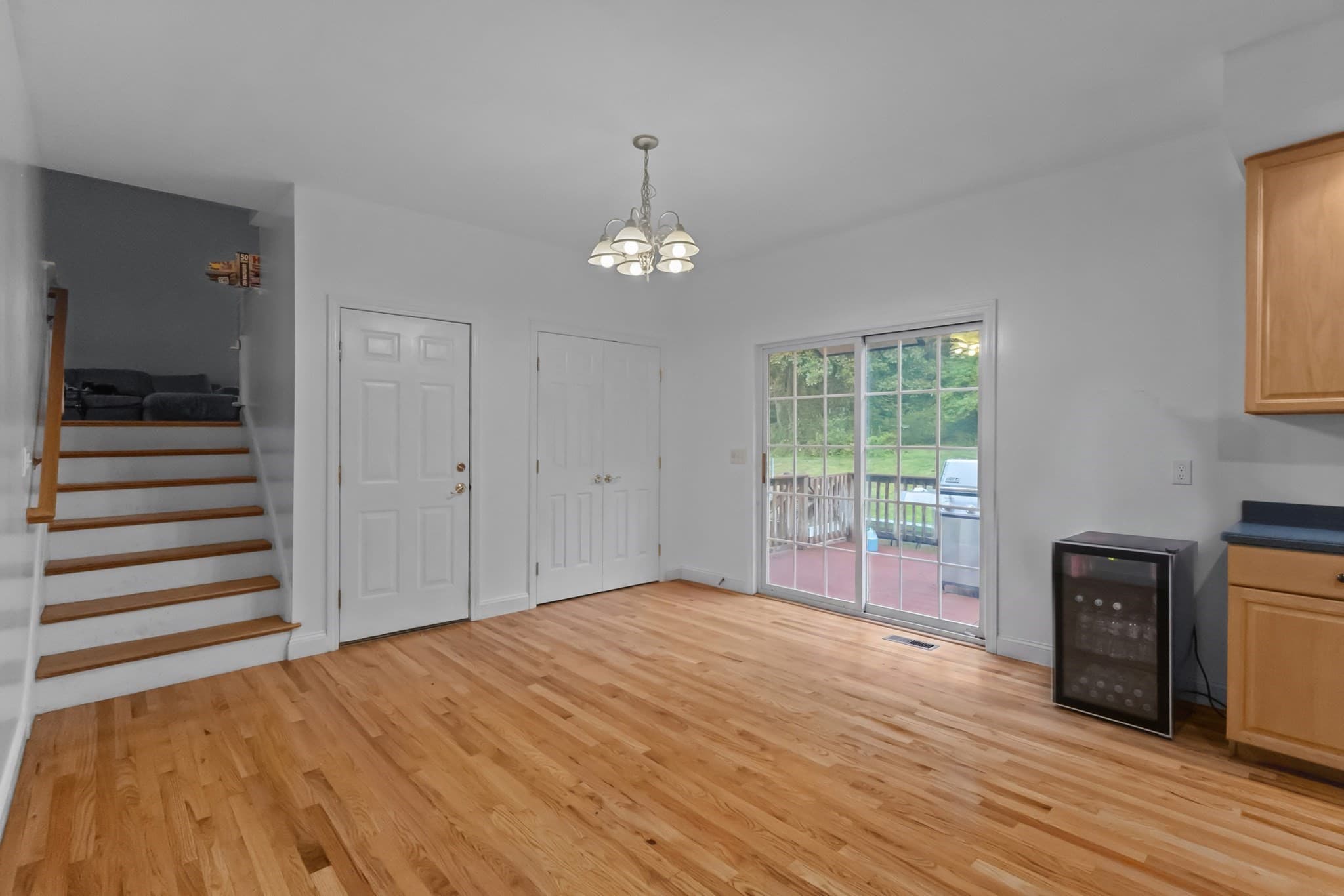 Single Family Residence at 352 Grafton St, Shrewsbury MA 01545, Shrewsbury, photo 9 of 42
