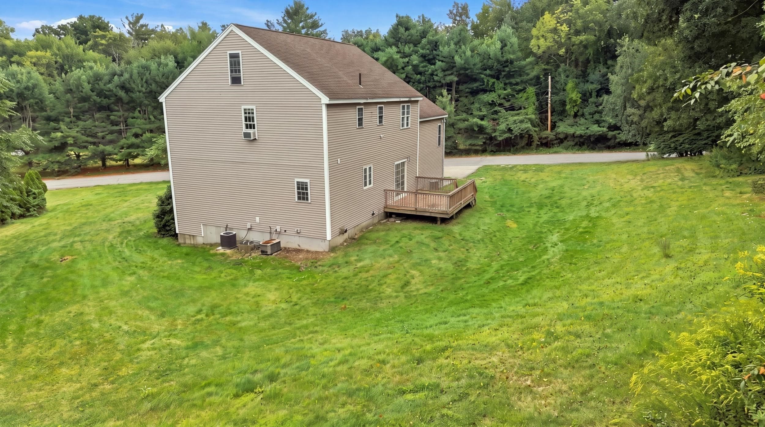 Single Family Residence at 352 Grafton St, Shrewsbury MA 01545, Shrewsbury, photo 39 of 42