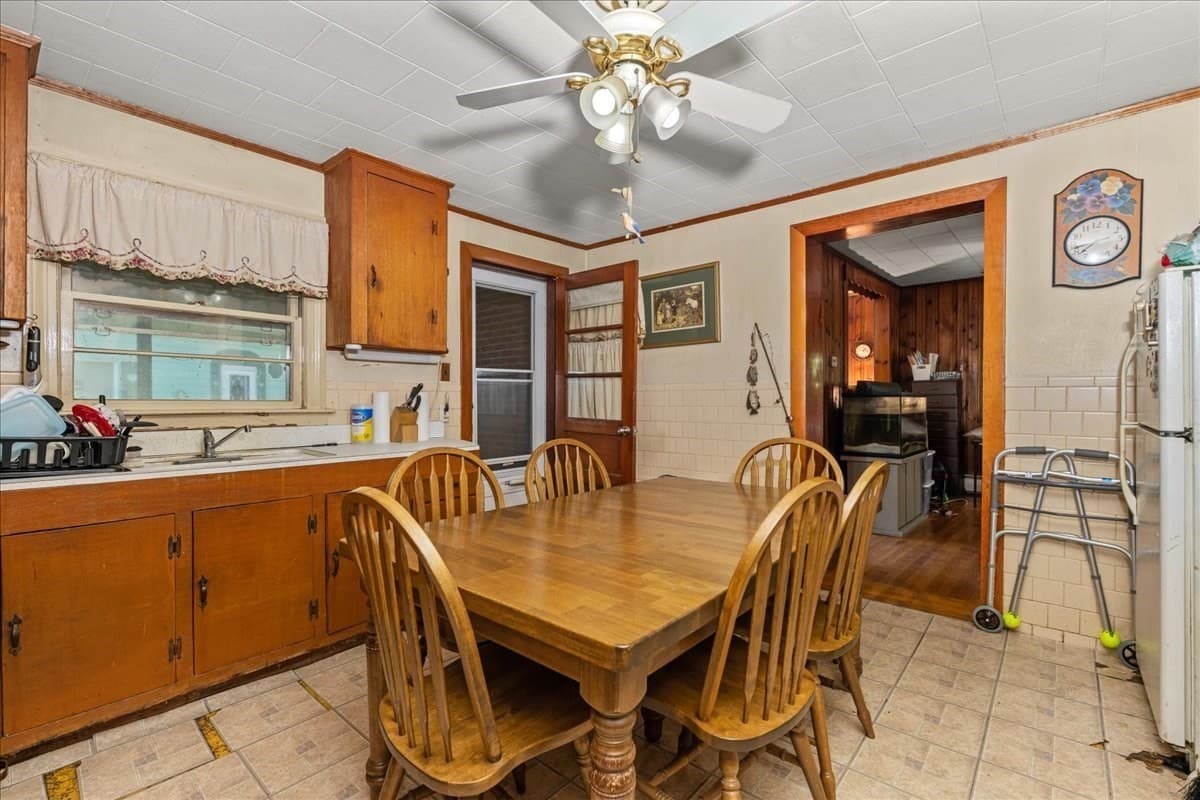 Single Family Residence at 15 Anglin Ln, Shrewsbury MA 01545, Shrewsbury, photo 9 of 40