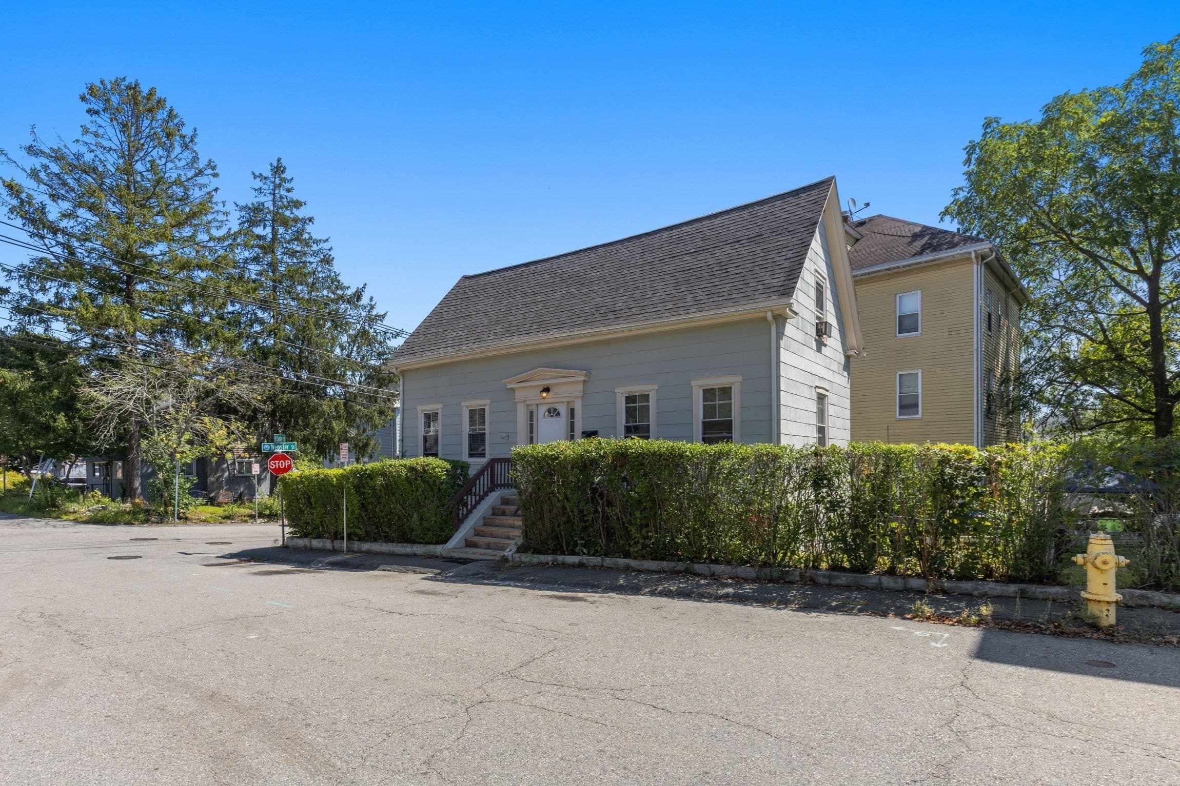 2 Family - 2 Units Up/Down at 19 Sadler Street, Gloucester MA 01930, Gloucester, photo 3 of 34
