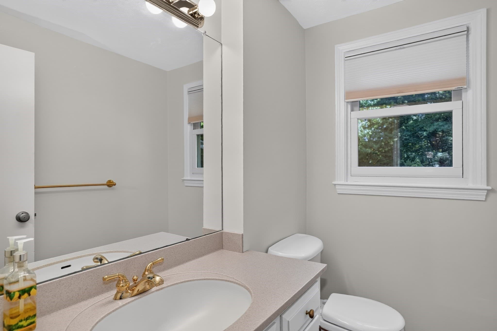 Single Family Residence at 22 Coolidge Cir, Northborough MA 01532, Northborough, photo 12 of 31