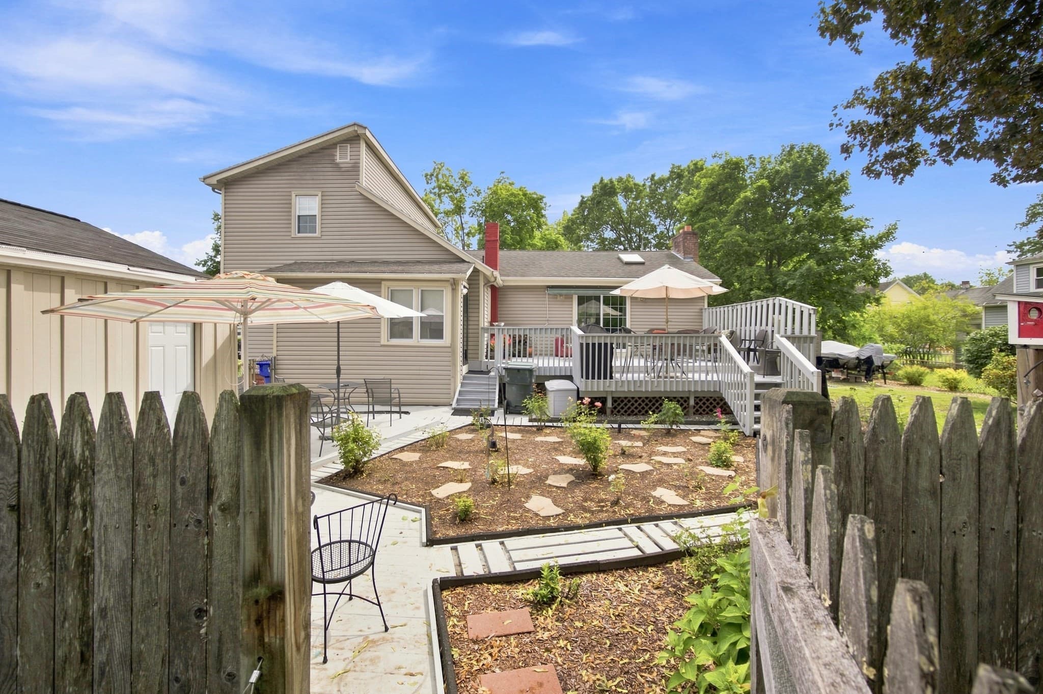 Single Family Residence at 60 Brickett St, Springfield MA 01119, Springfield, photo 23 of 29