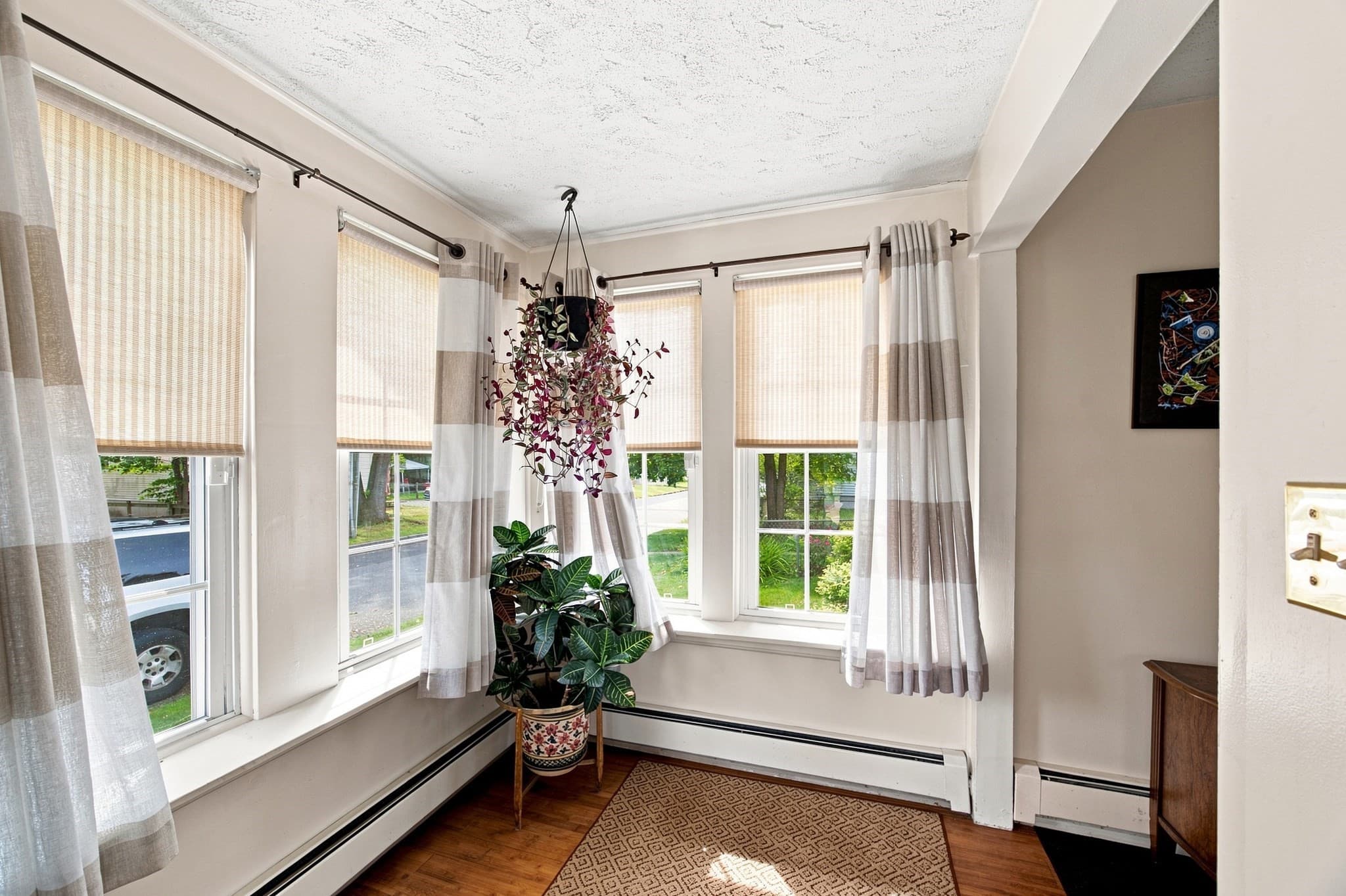 Single Family Residence at 60 Brickett St, Springfield MA 01119, Springfield, photo 2 of 29