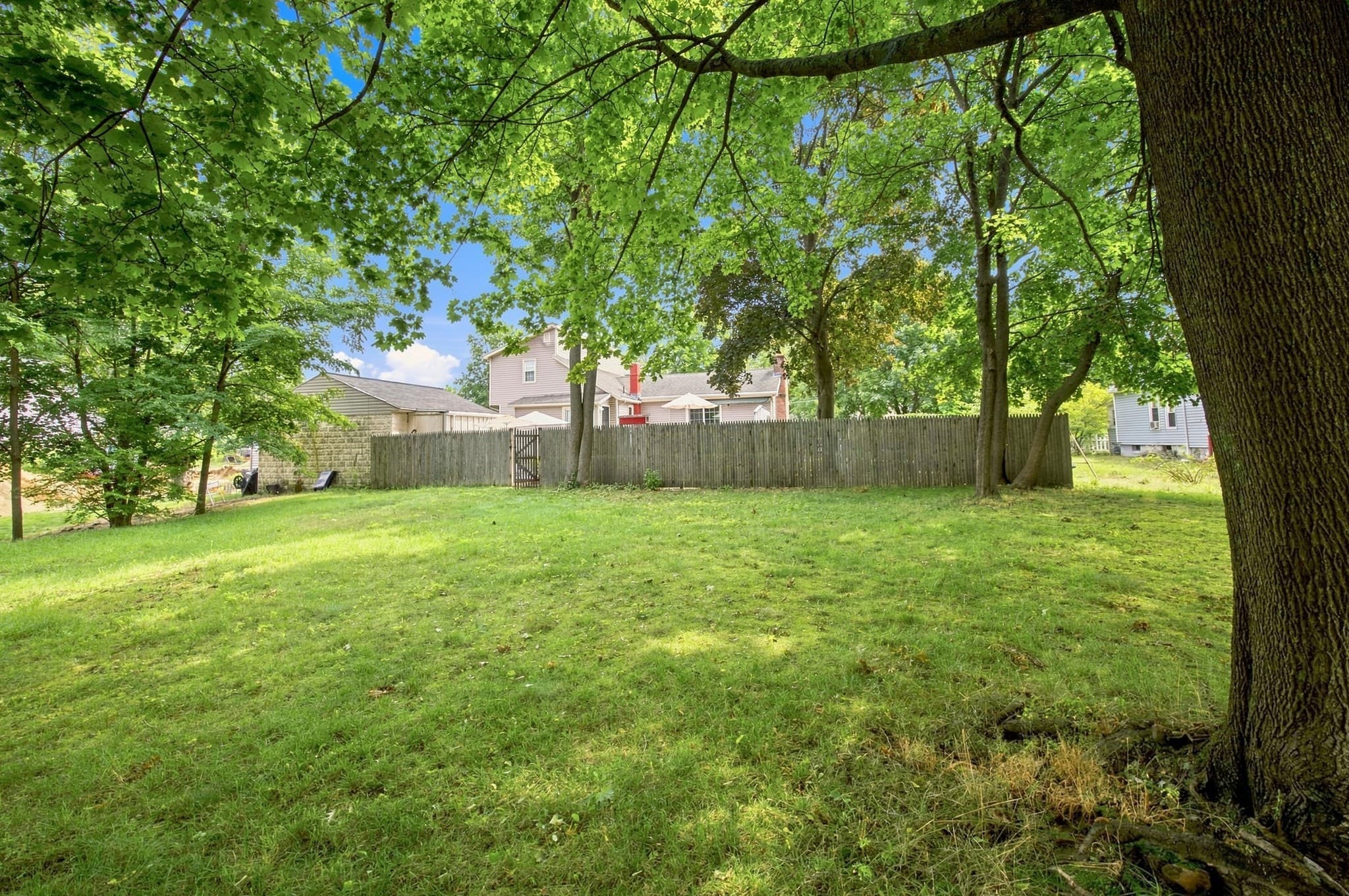 Single Family Residence at 60 Brickett St, Springfield MA 01119, Springfield, photo 26 of 29