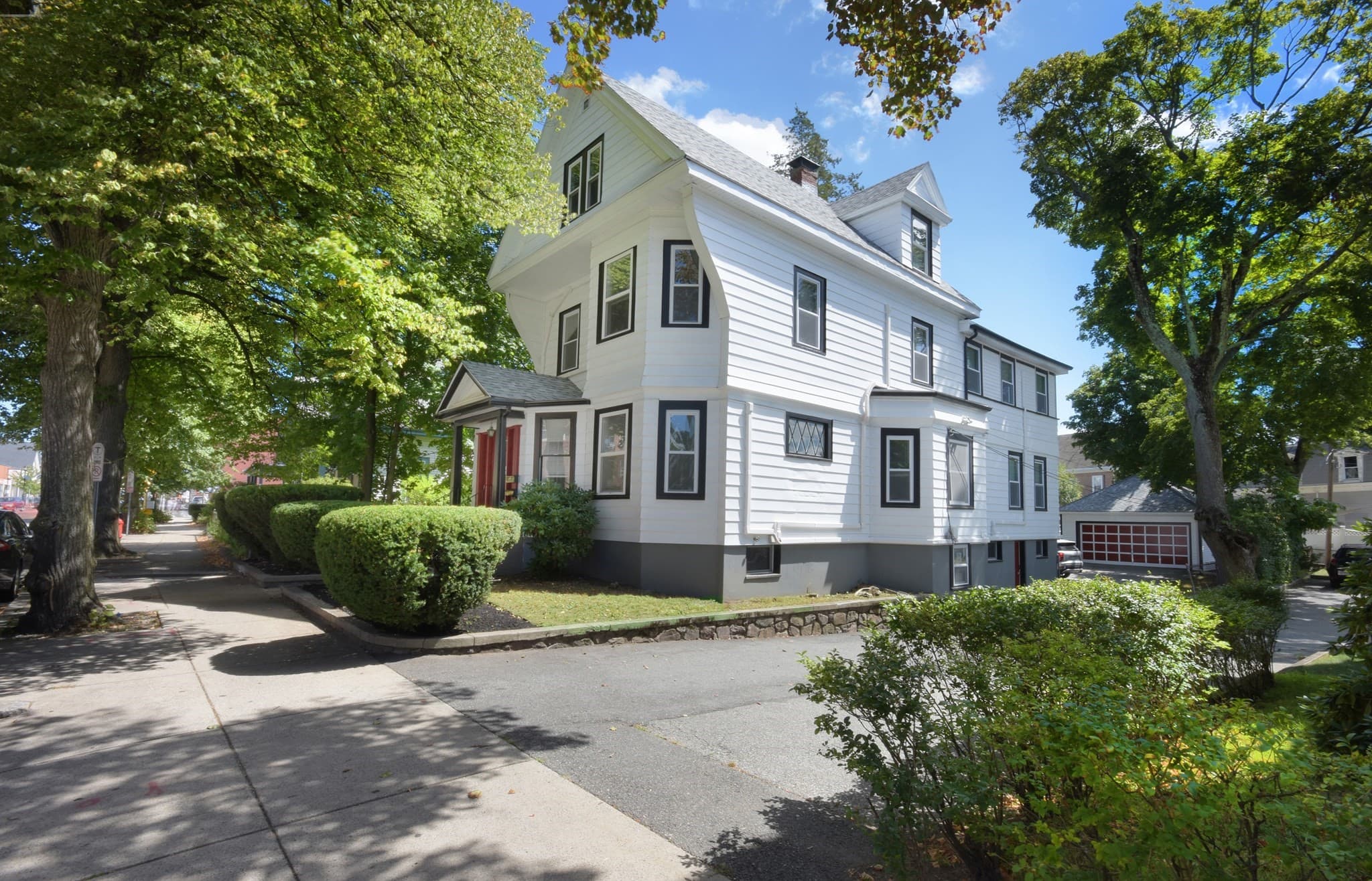 615 Salem St # 2, Malden MA 02148