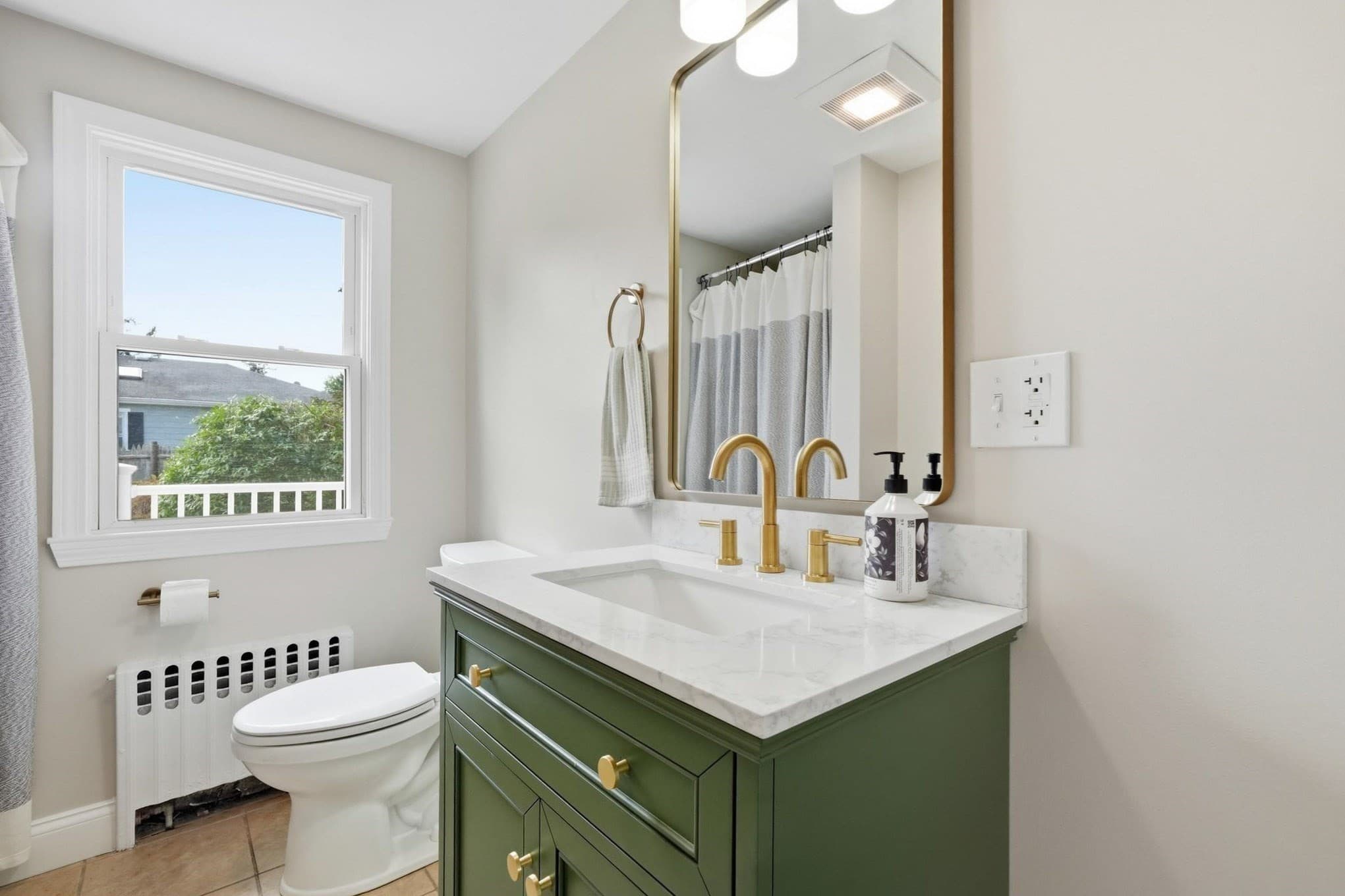 Single Family Residence at 98 Towne Way, Marshfield MA 02050, Marshfield, photo 27 of 41