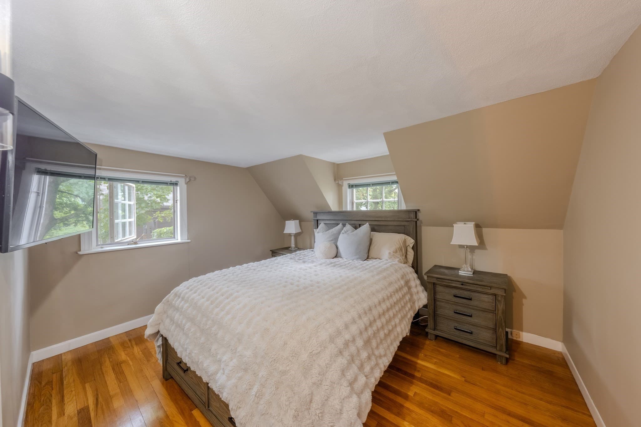 Single Family Residence at 55 Burrell St, Melrose MA 02176, Melrose, photo 16 of 42