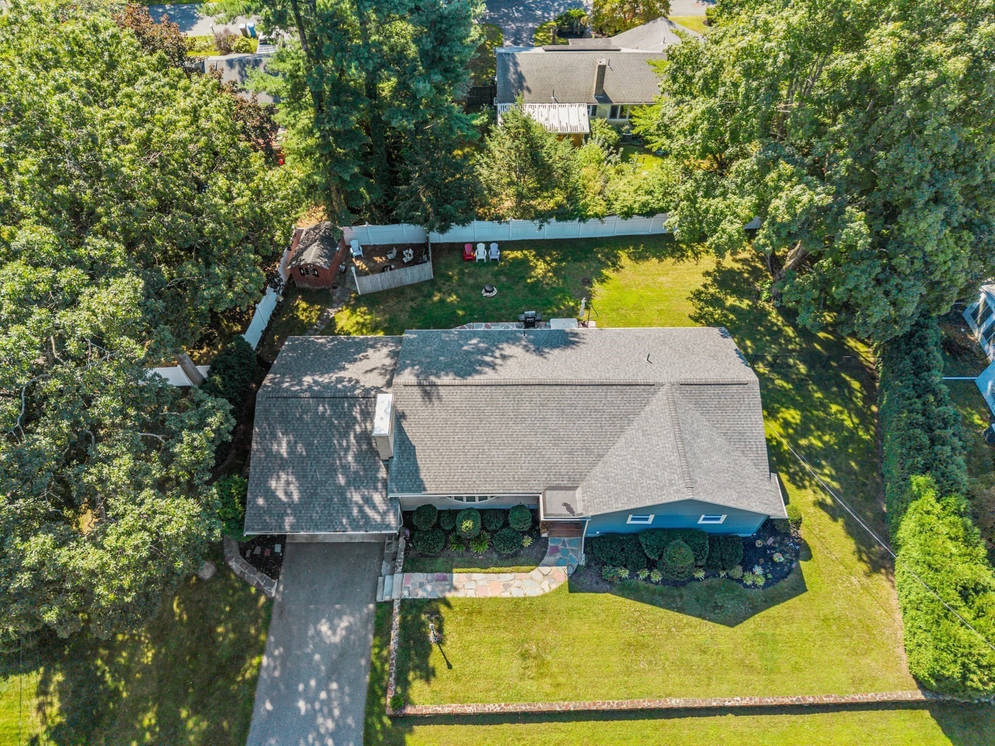 Single Family Residence at 122 Westwood Dr, Whitman MA 02382, Whitman, photo 8 of 36
