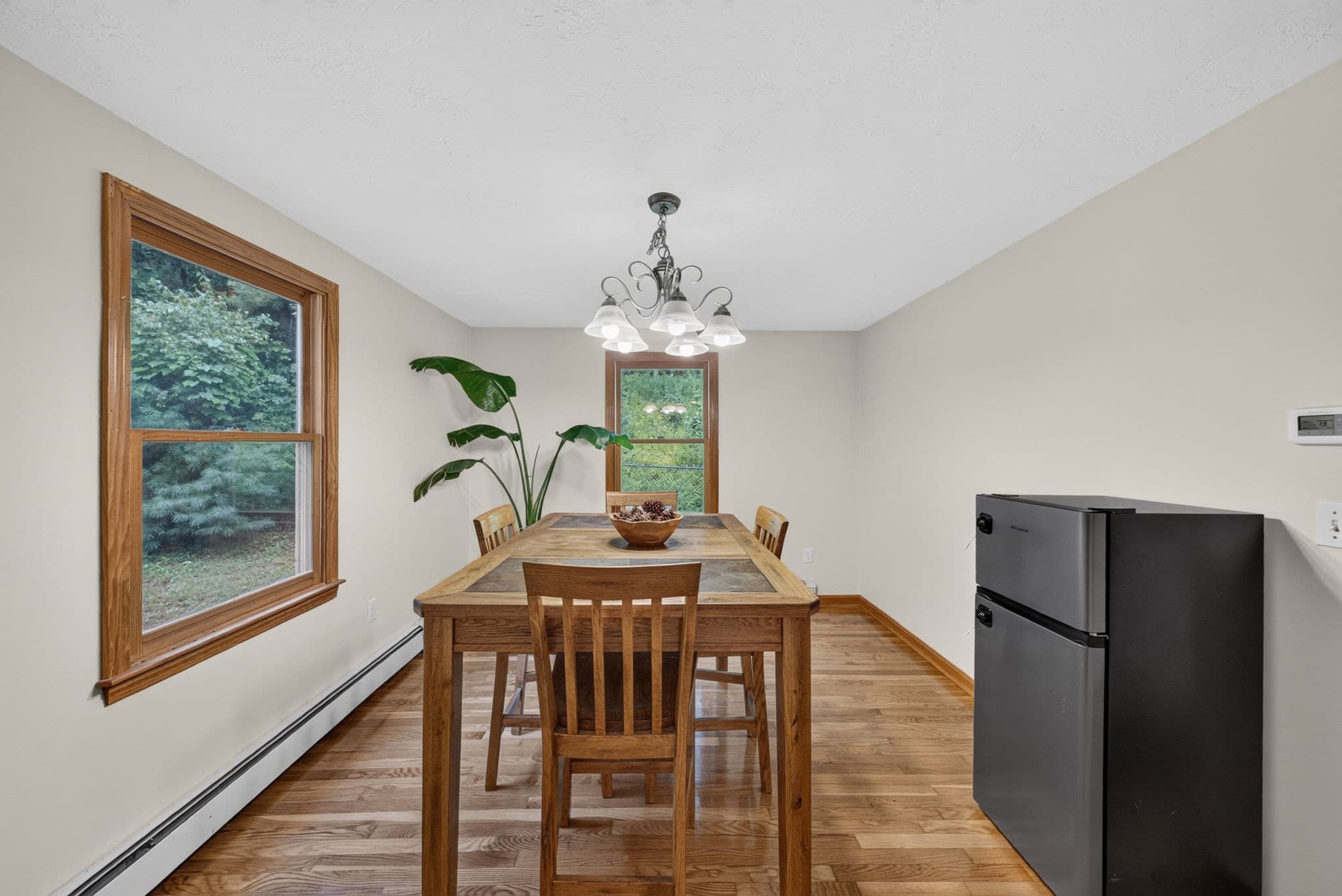 Single Family Residence at 10 Fairway Dr, Groton MA 01450, Groton, photo 6 of 42