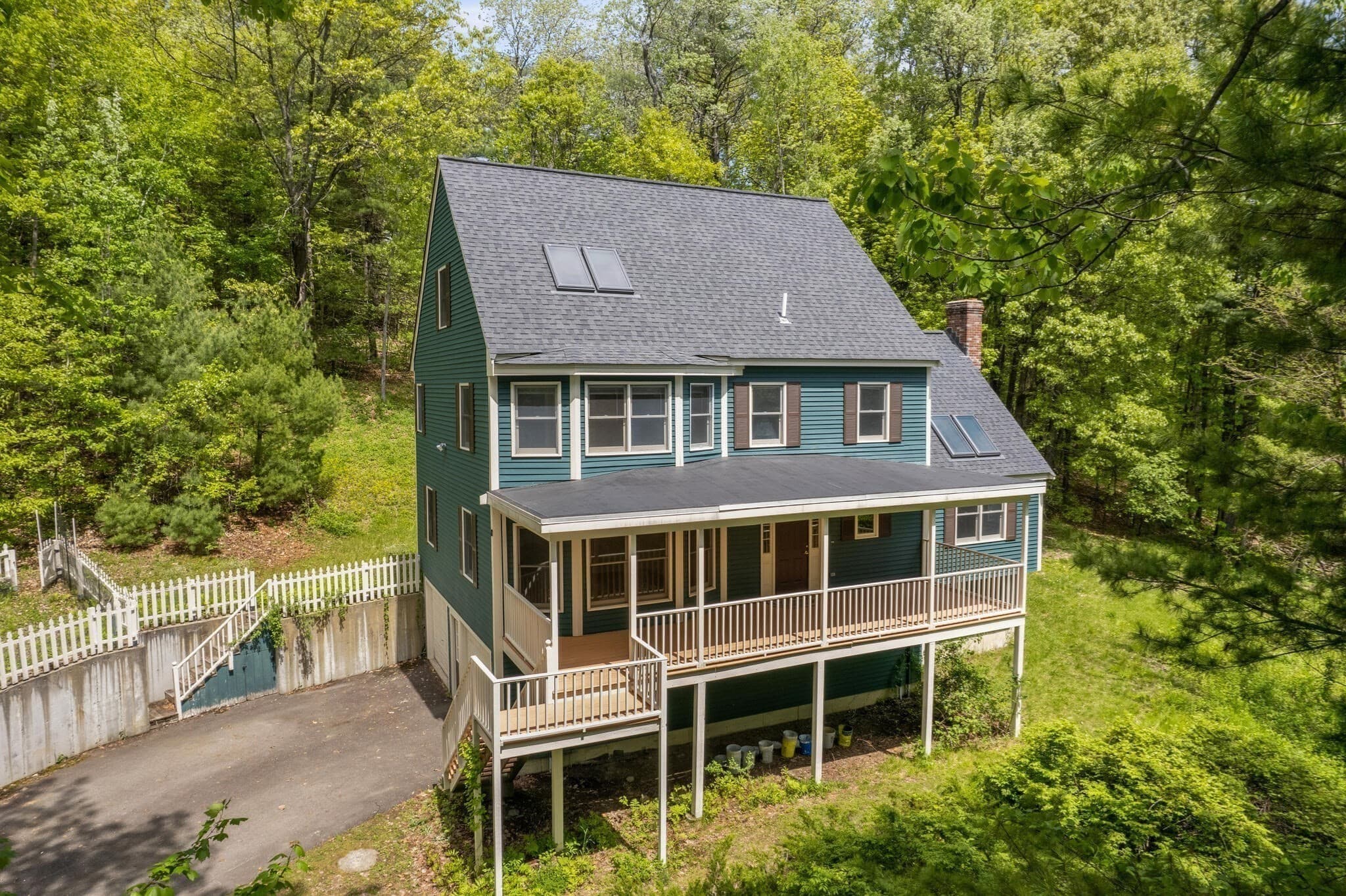 10 Fairway Dr, Groton MA 01450
