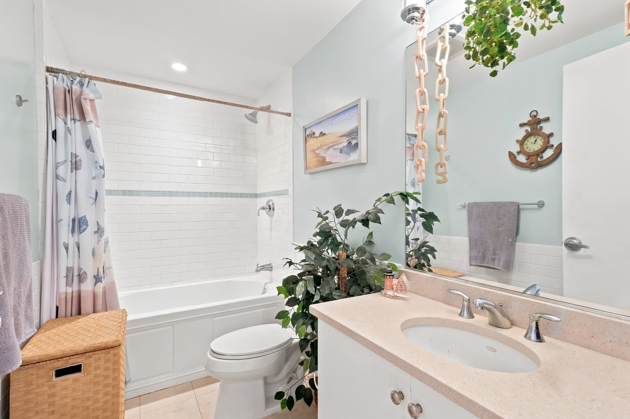 Condominium at 550 Pleasant St # 201, Winthrop MA 02152, Winthrop, photo 16 of 29