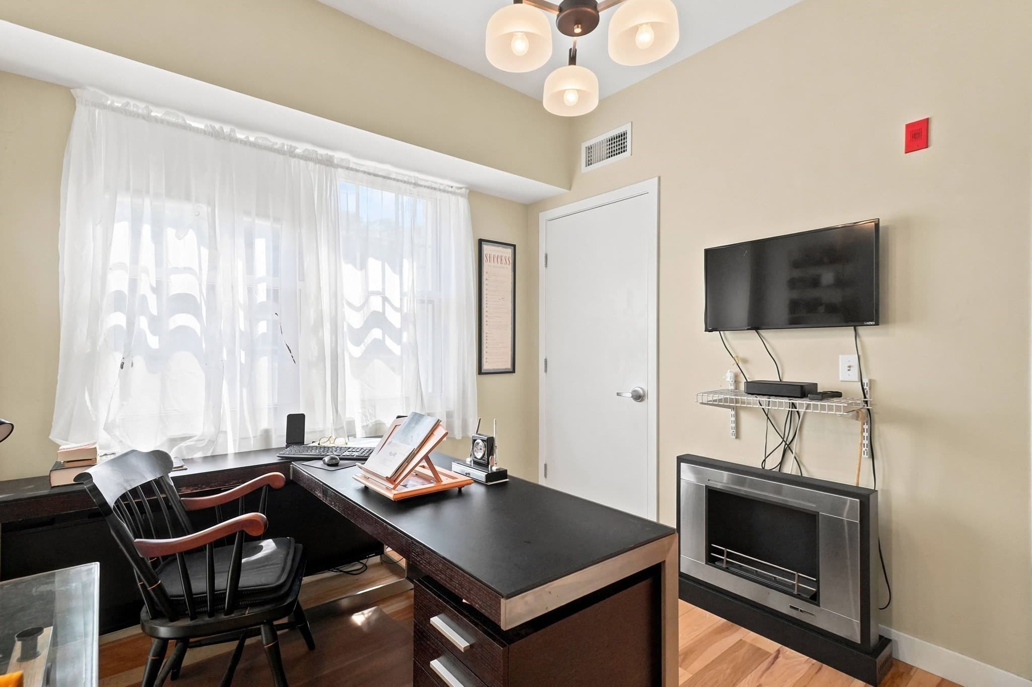 Condominium at 550 Pleasant St # 201, Winthrop MA 02152, Winthrop, photo 12 of 29