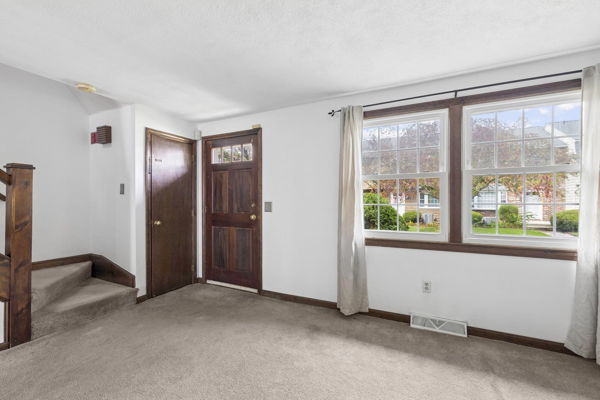 Condominium at 47 Prescott Dr # 47, Chelmsford MA 01863, Chelmsford, photo 4 of 37