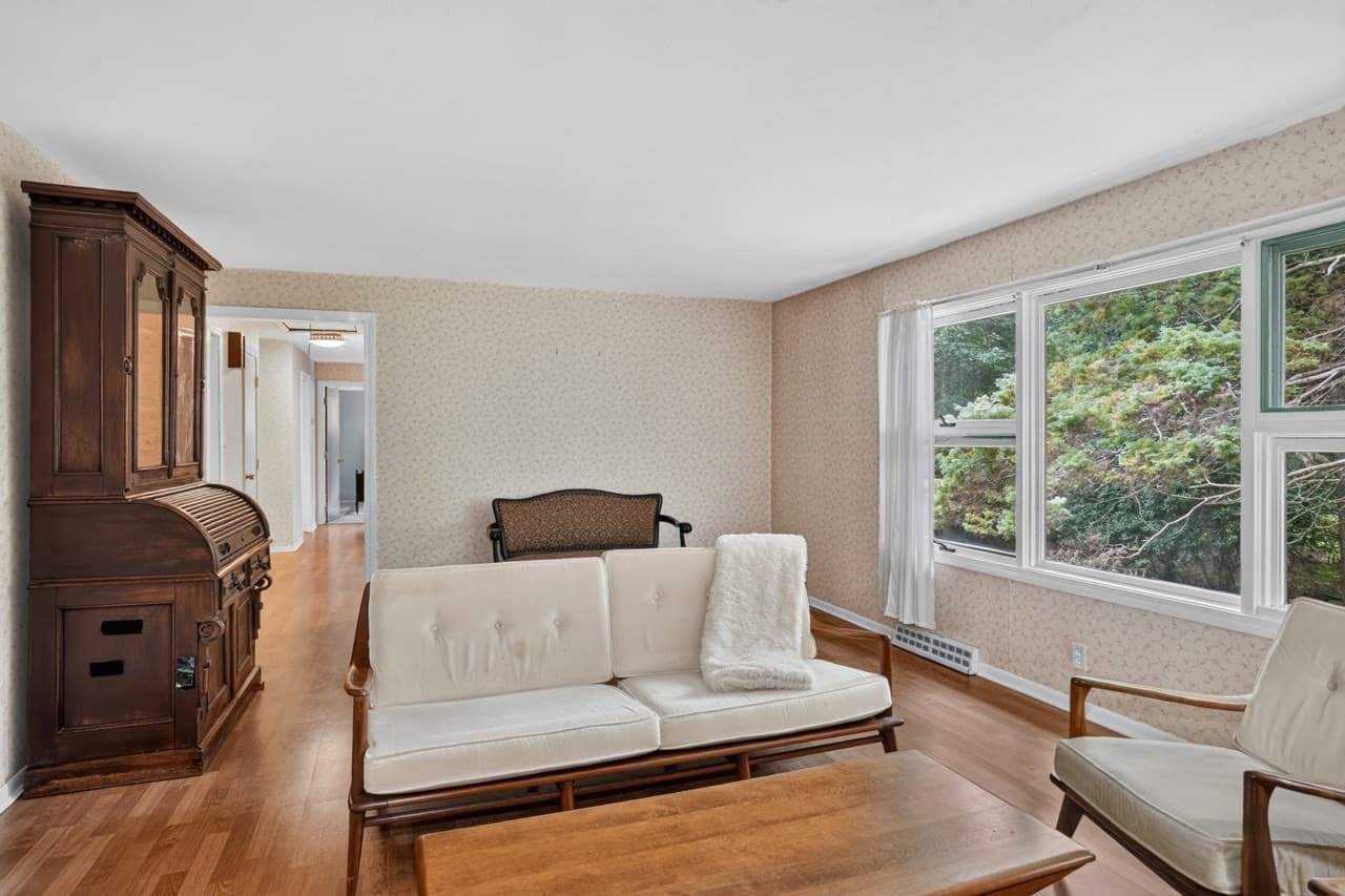 Single Family Residence at 801 Winter St, Holliston MA 01746, Holliston, photo 6 of 34