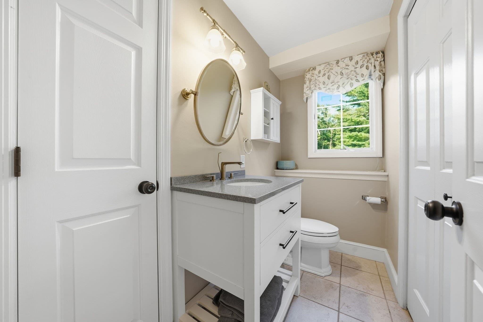 Single Family Residence at 125 Mayflower Ln, Tisbury MA 02568, photo 33 of 42