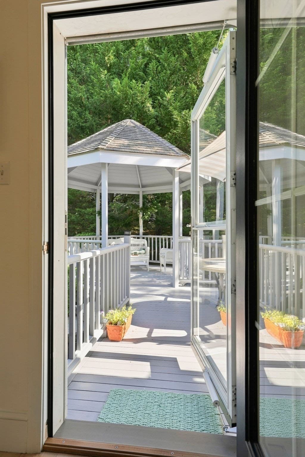 Single Family Residence at 125 Mayflower Ln, Tisbury MA 02568, photo 14 of 42
