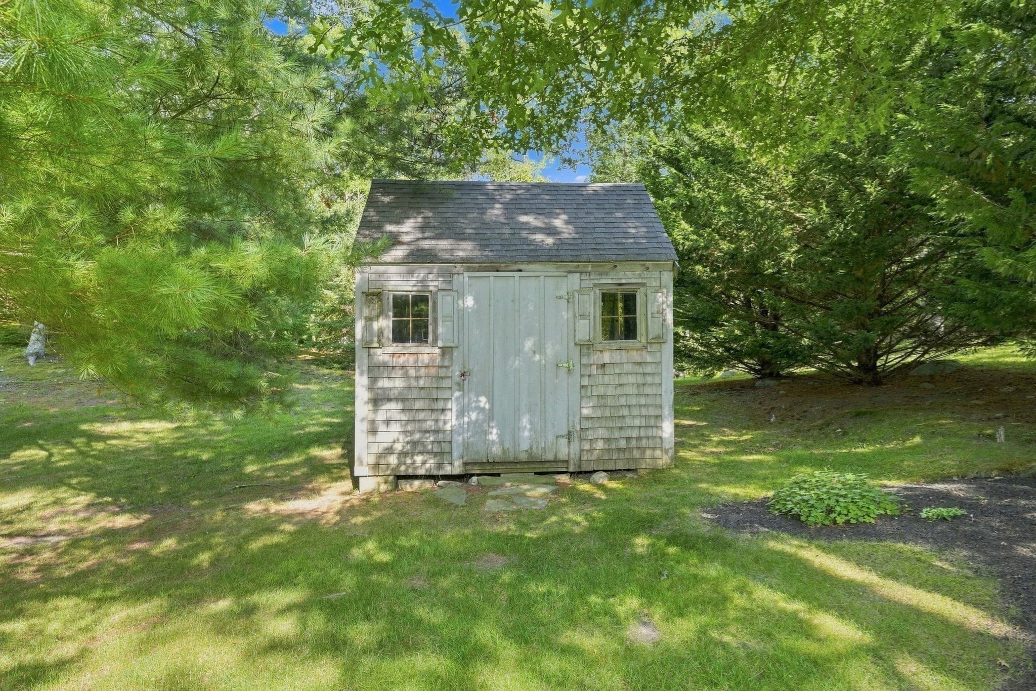 Single Family Residence at 125 Mayflower Ln, Tisbury MA 02568, photo 41 of 42