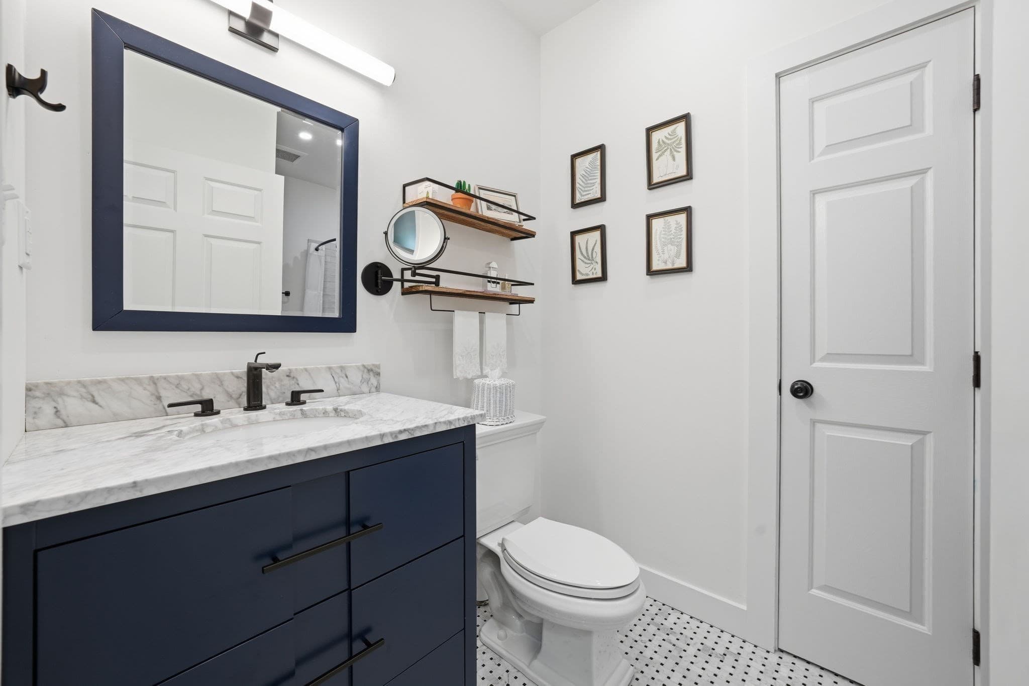 Single Family Residence at 125 Mayflower Ln, Tisbury MA 02568, photo 25 of 42