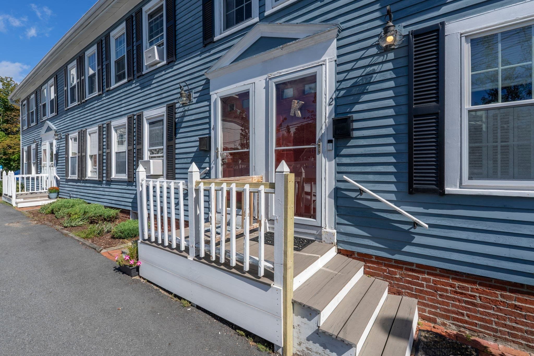 4 Rowells Ct # C, Amesbury MA 01913