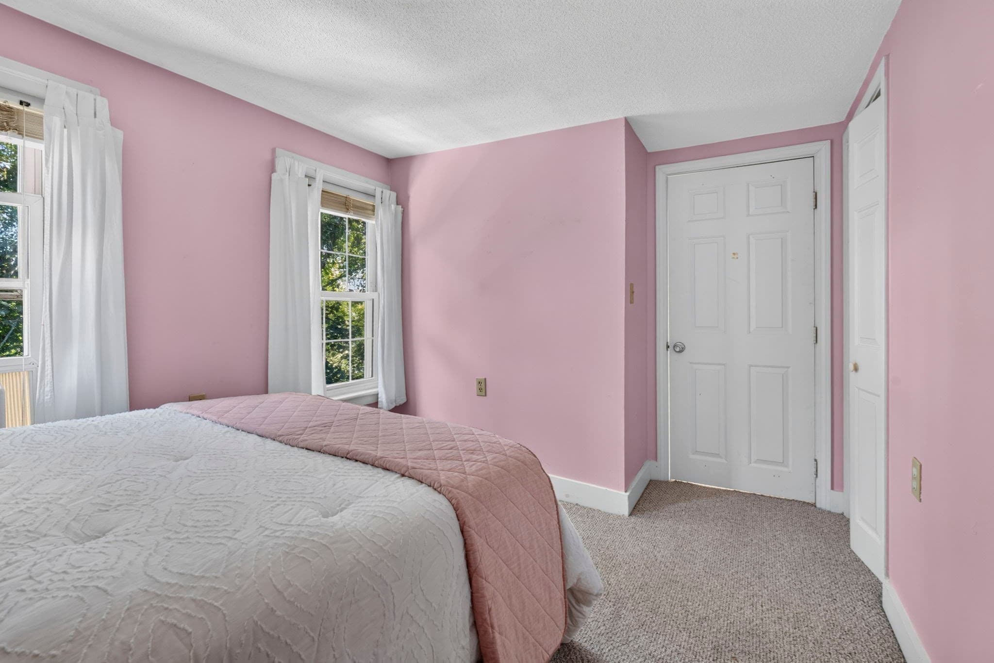 Condominium at 4 Rowells Ct # C, Amesbury MA 01913, Amesbury, photo 14 of 22