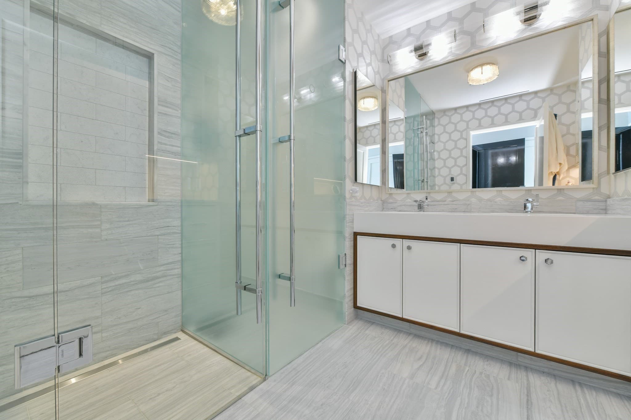 Condominium at 1 Dalton Street # 3805, Boston MA 02115, Boston, photo 12 of 31