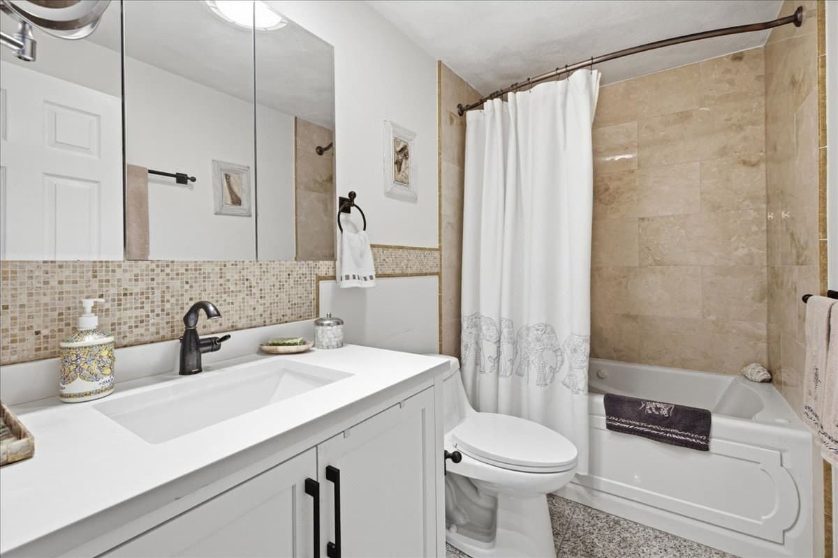 Condominium at 174 Adams Street # 2, Newton MA 02458, photo 21 of 27