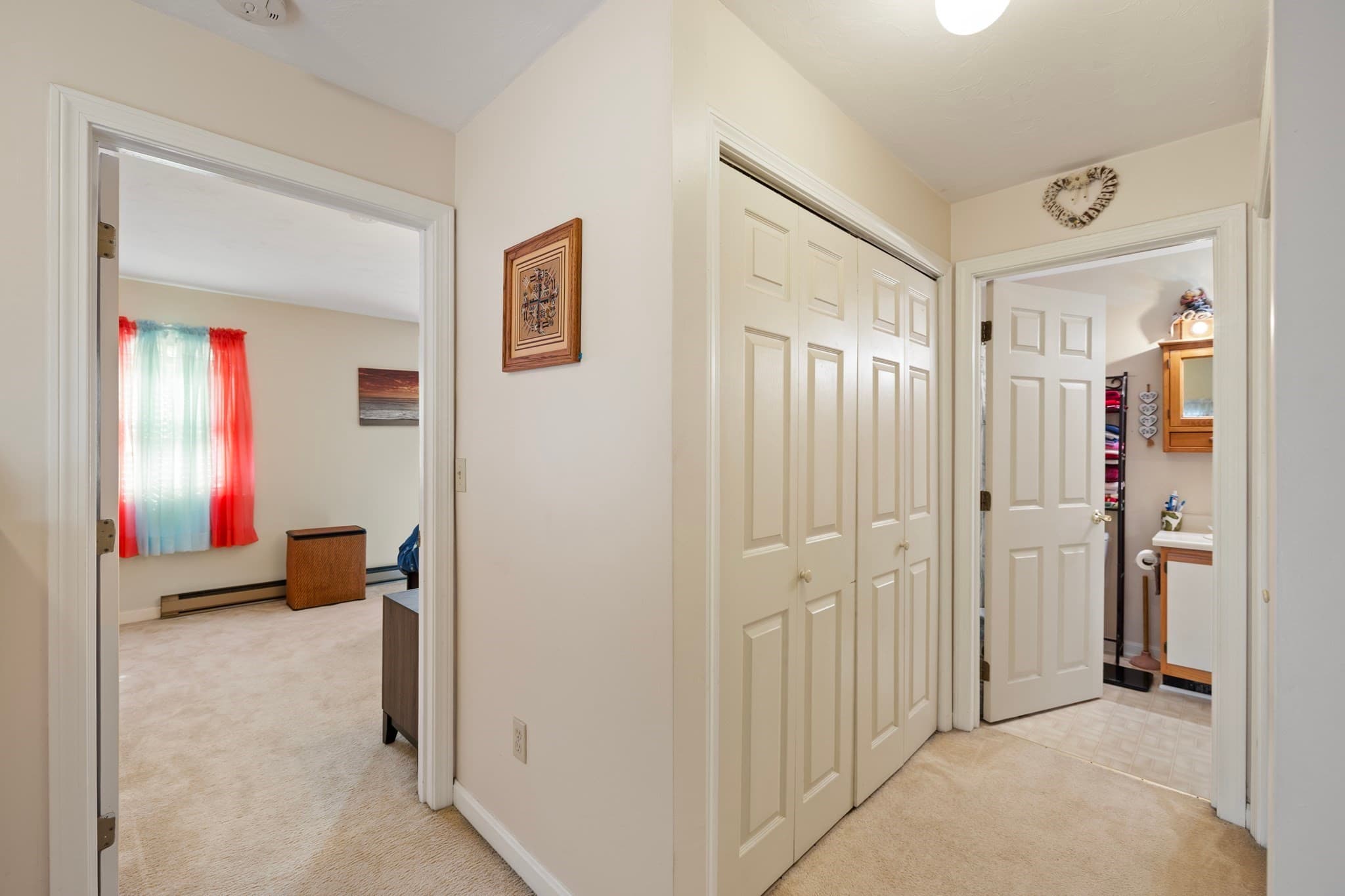 Condominium at 5 Edna Cir # 5, North Brookfield MA 01535, photo 5 of 38