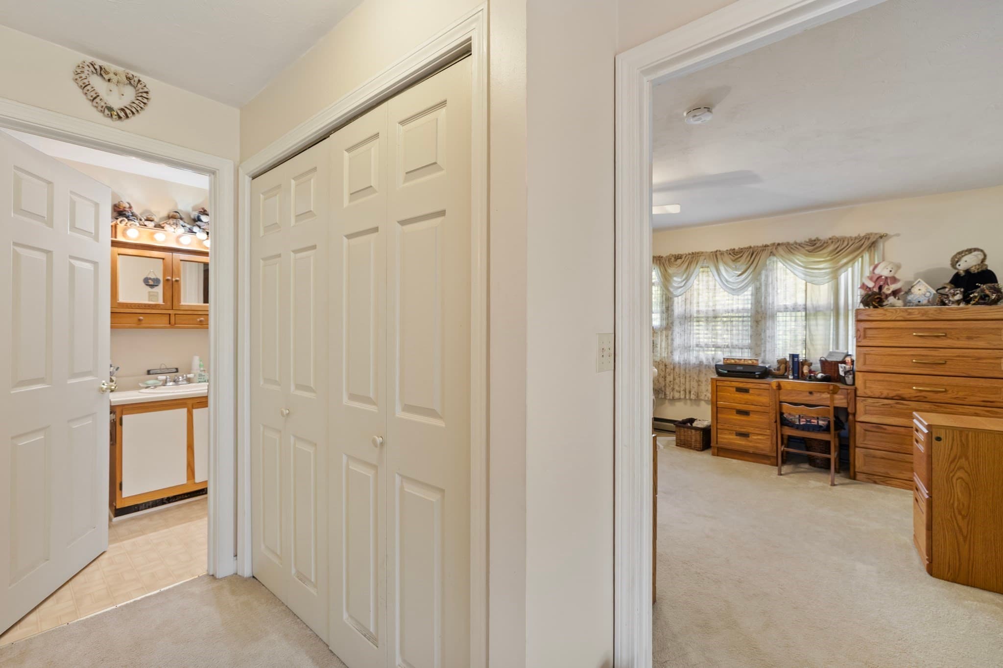 Condominium at 5 Edna Cir # 5, North Brookfield MA 01535, photo 10 of 38