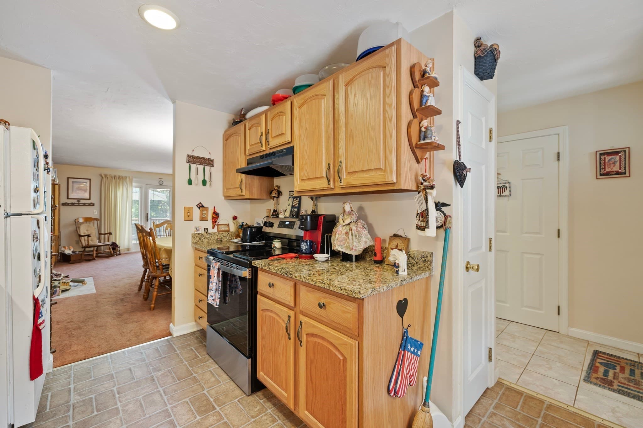 Condominium at 5 Edna Cir # 5, North Brookfield MA 01535, photo 19 of 38