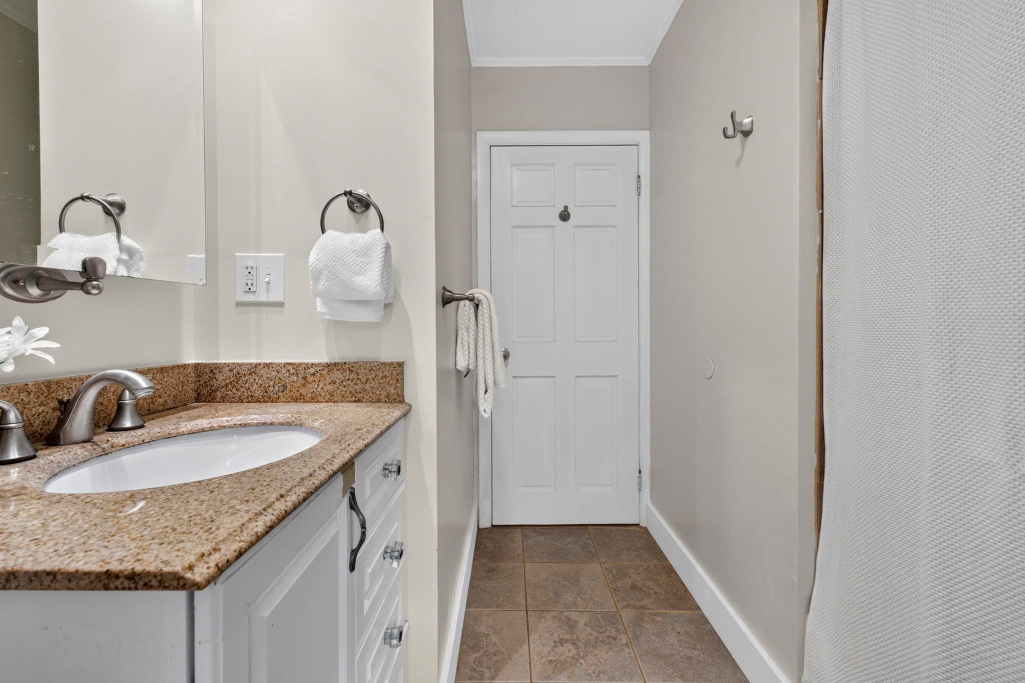 Single Family Residence at 43 Madison St, Amesbury MA 01913, Amesbury, photo 16 of 28