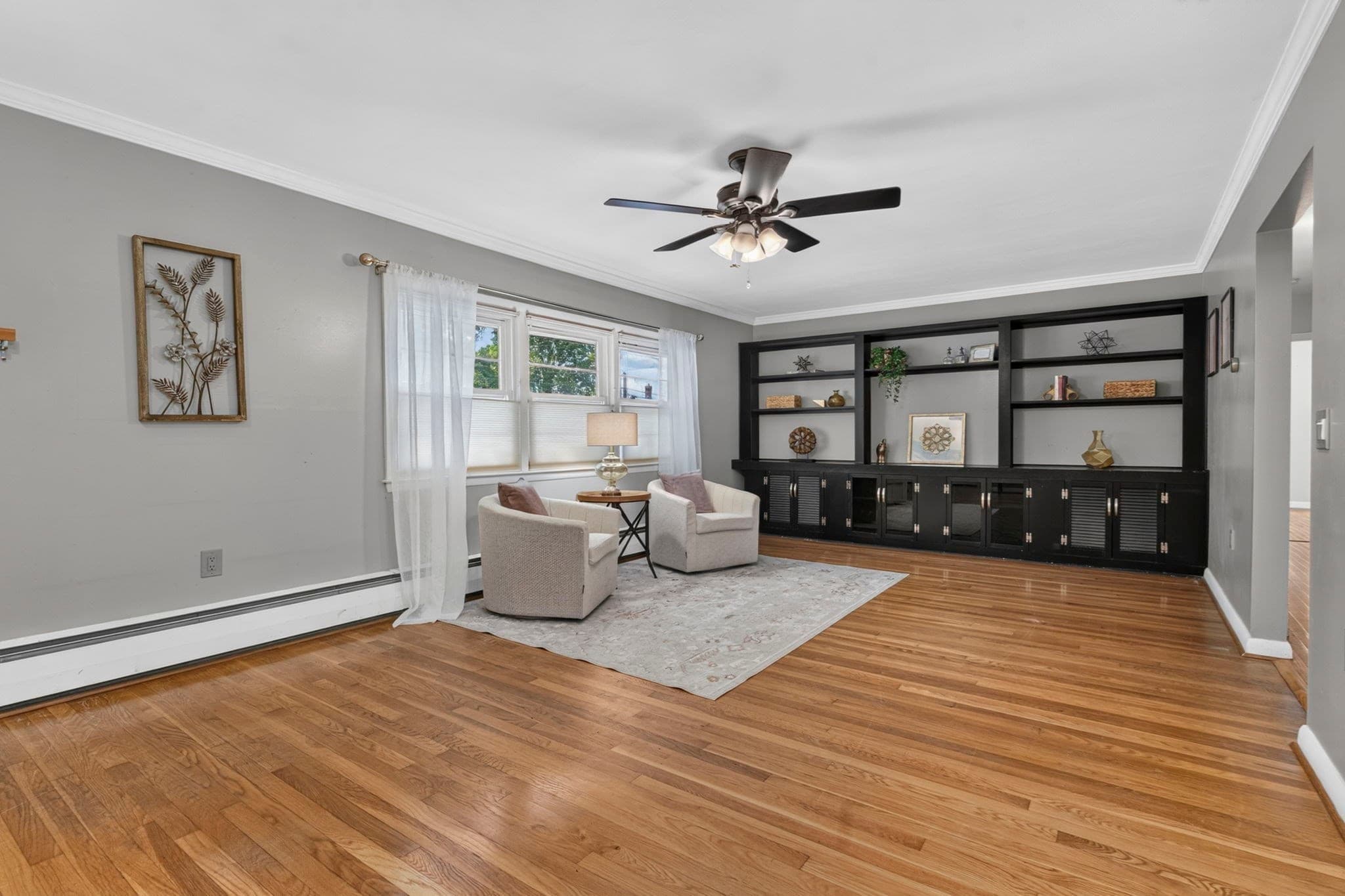 Single Family Residence at 43 Madison St, Amesbury MA 01913, Amesbury, photo 3 of 28