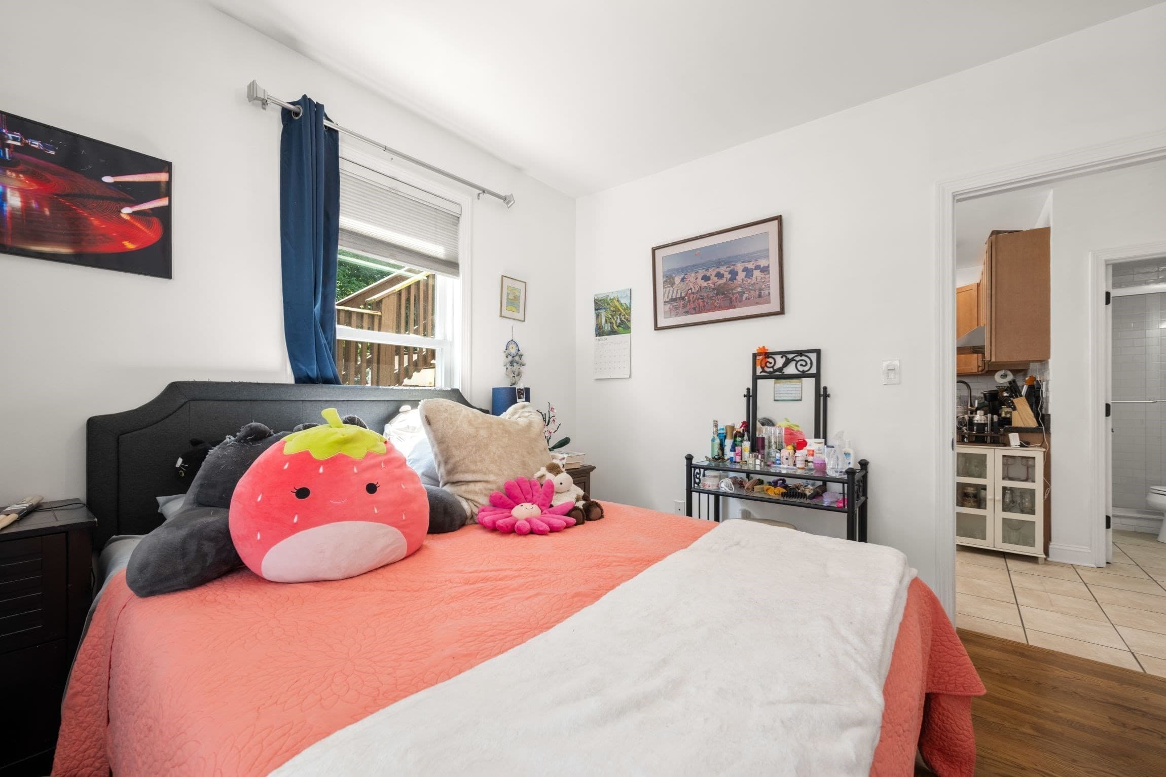 Condominium at 53 Myrtle St # 2, Waltham MA 02453, Waltham, photo 13 of 36