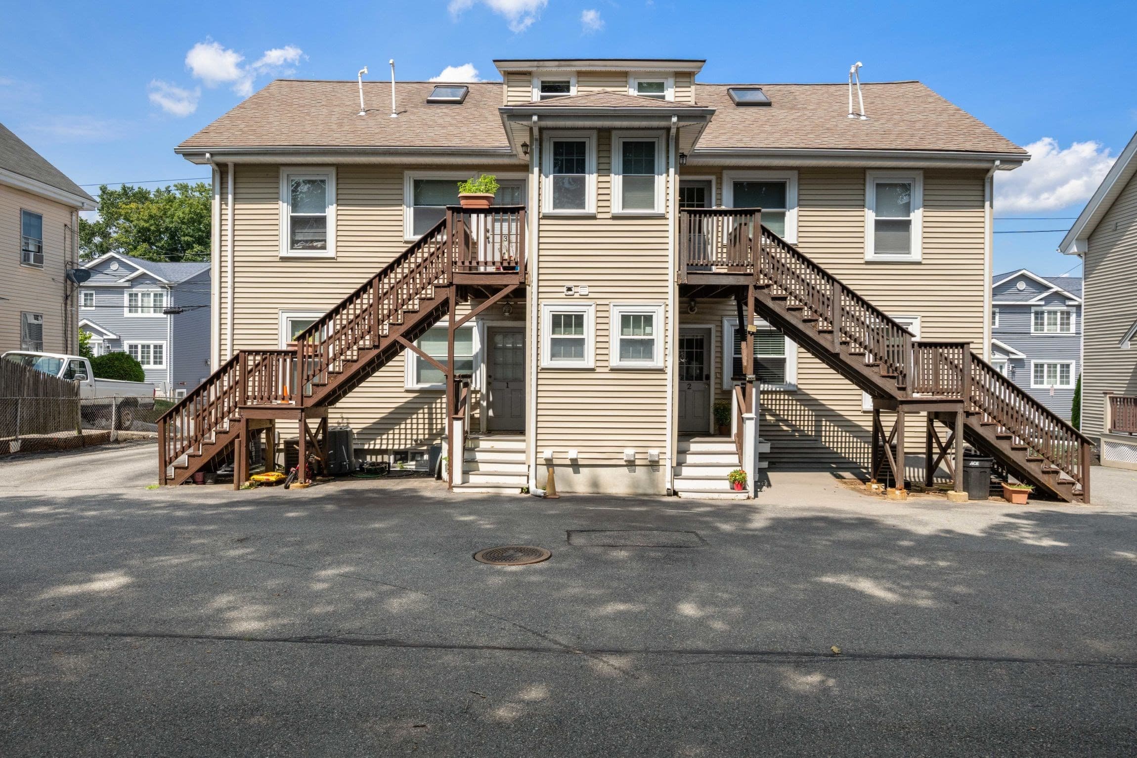 Condominium at 53 Myrtle St # 2, Waltham MA 02453, Waltham, photo 32 of 36