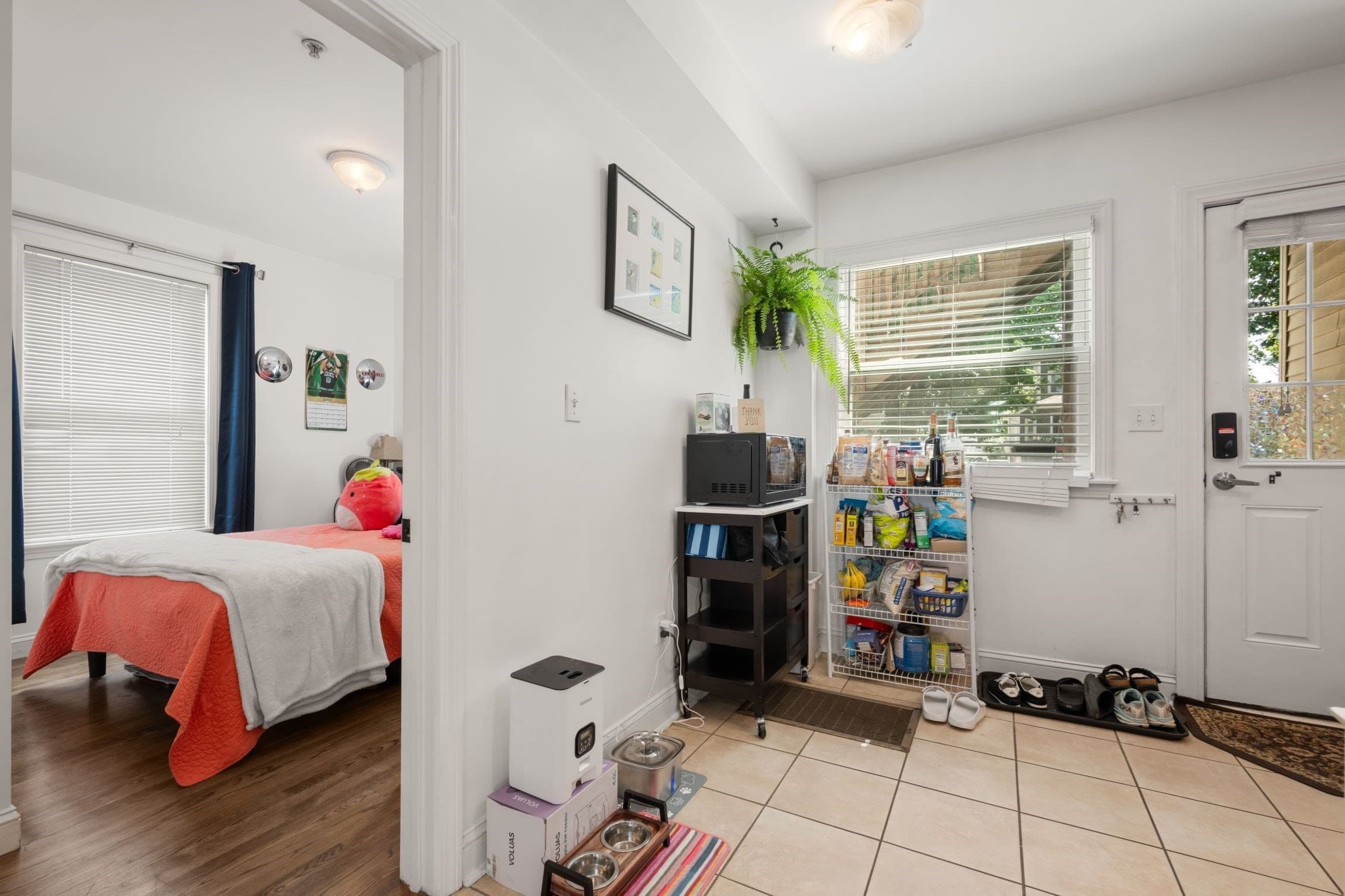 Condominium at 53 Myrtle St # 2, Waltham MA 02453, Waltham, photo 11 of 36