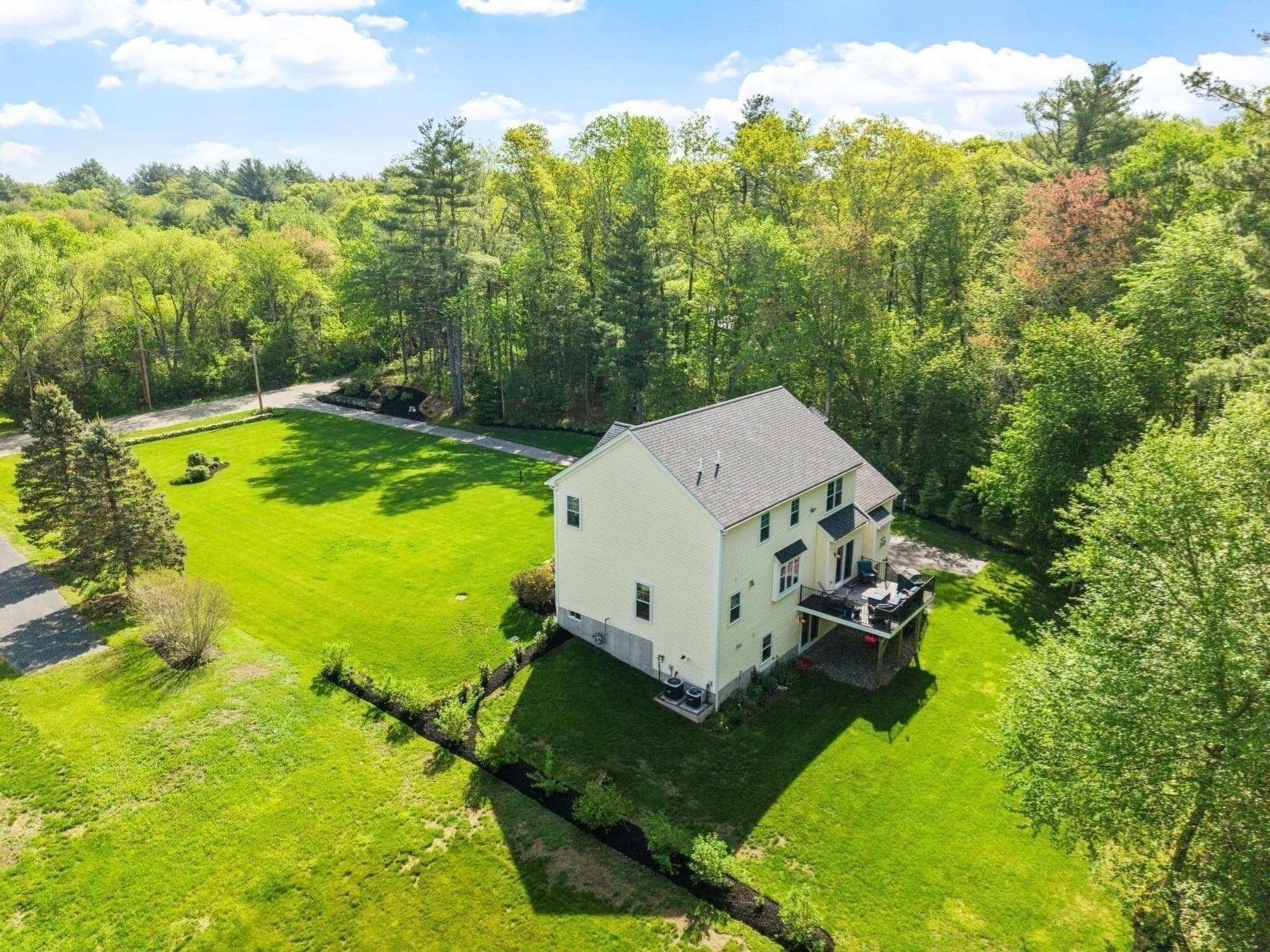Single Family Residence at 121 Seven Star Rd, Groveland MA 01834, Groveland, photo 8 of 42